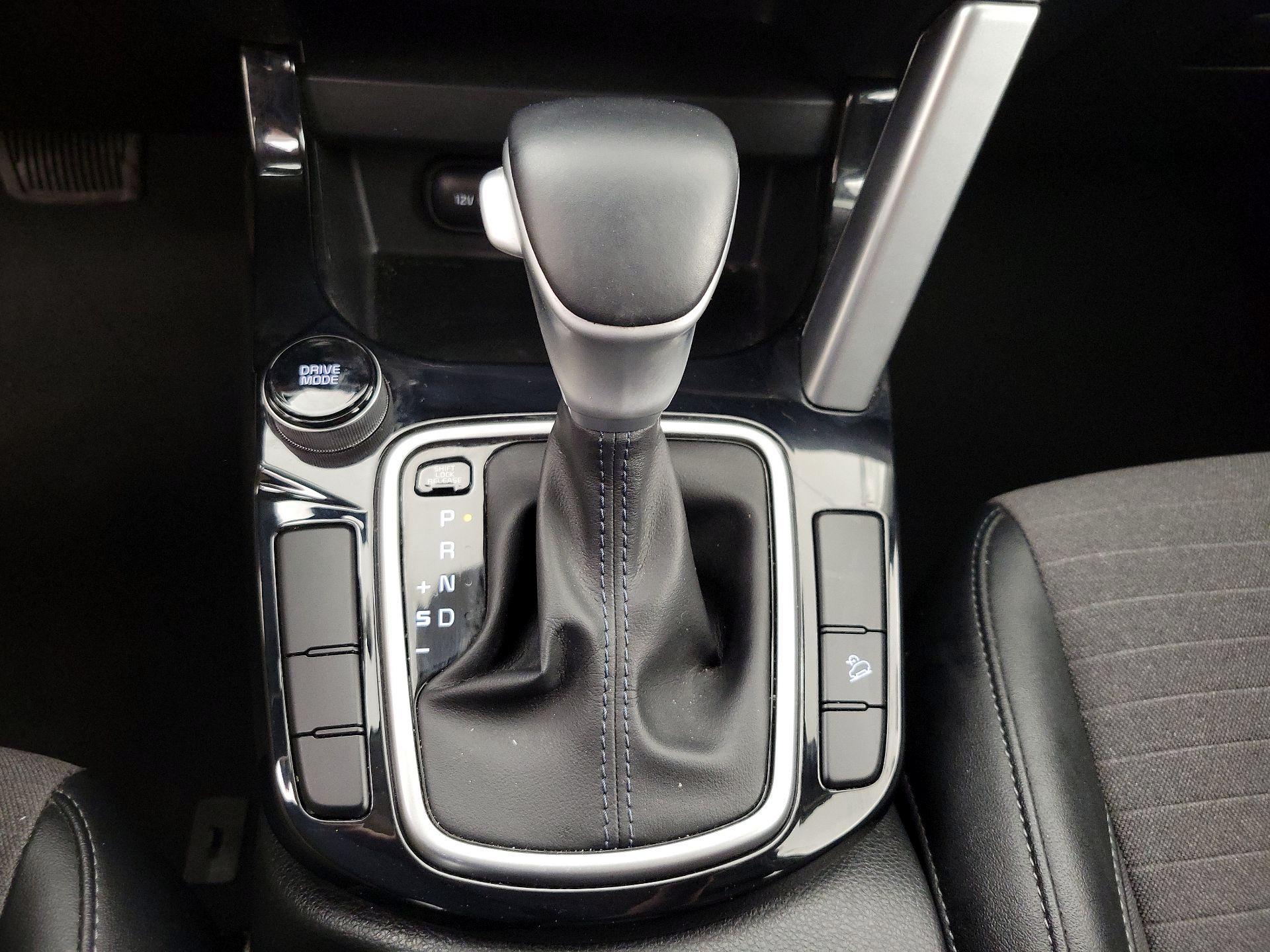 Thumbnail: 2023 Kia Seltos - 17