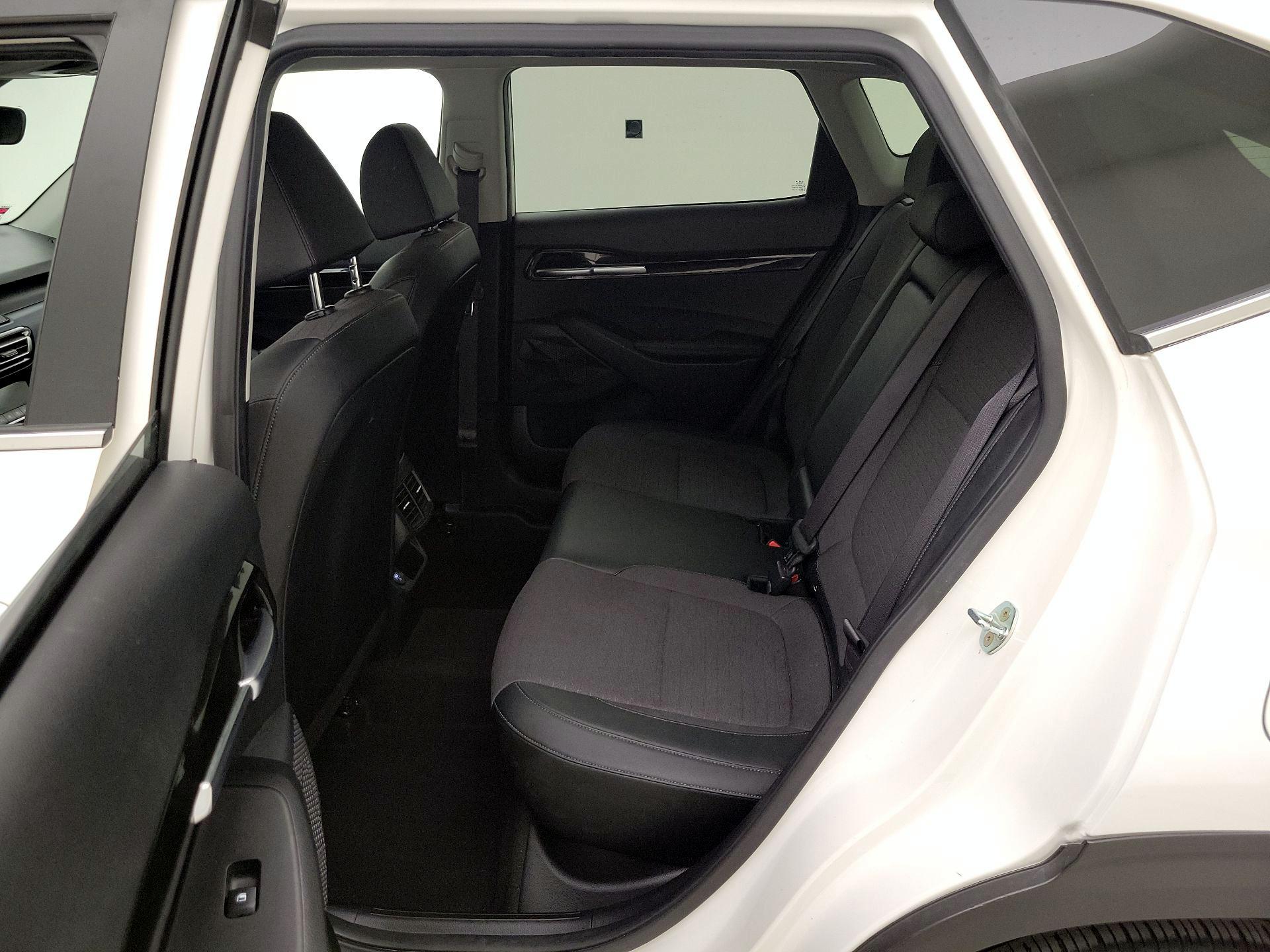 Thumbnail: 2023 Kia Seltos - 19