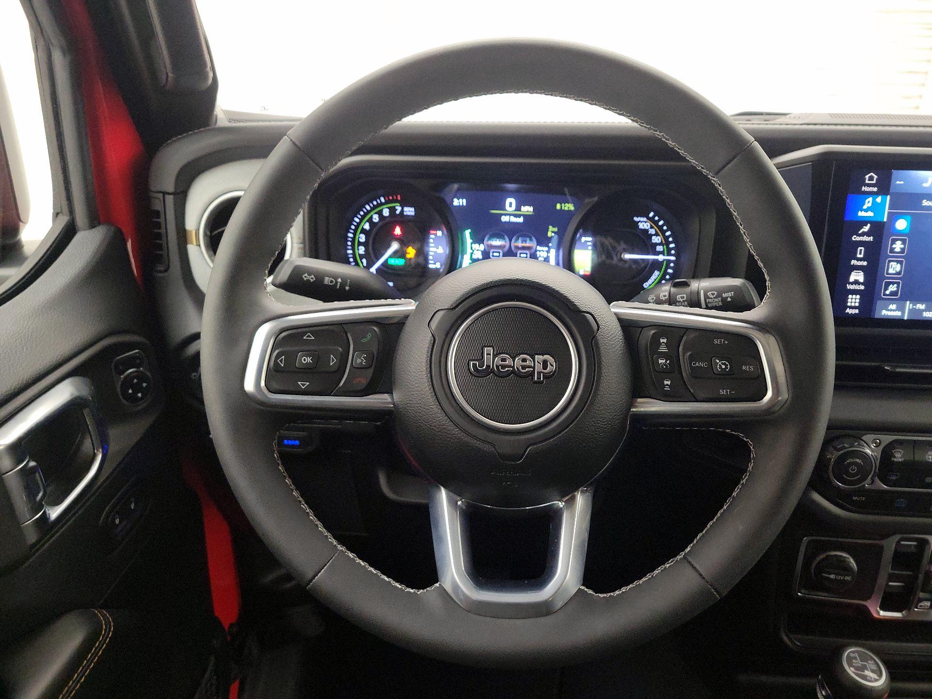 Thumbnail: 2025 Jeep Wrangler - 10