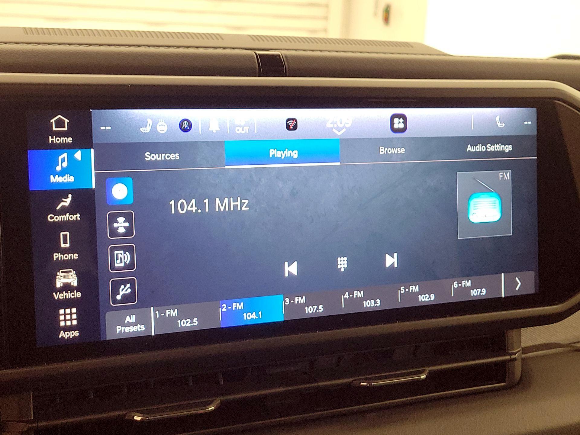 Thumbnail: 2025 Jeep Wrangler - 15