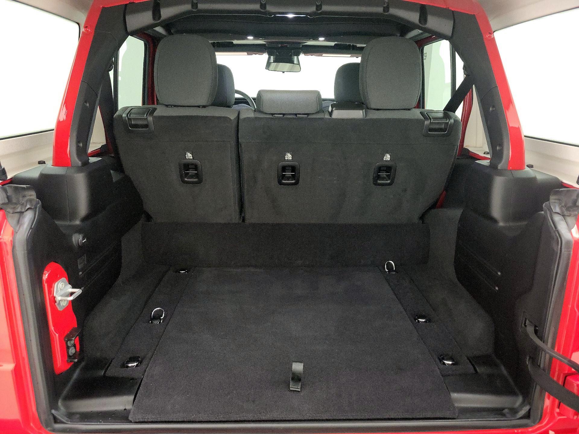 Thumbnail: 2025 Jeep Wrangler - 20