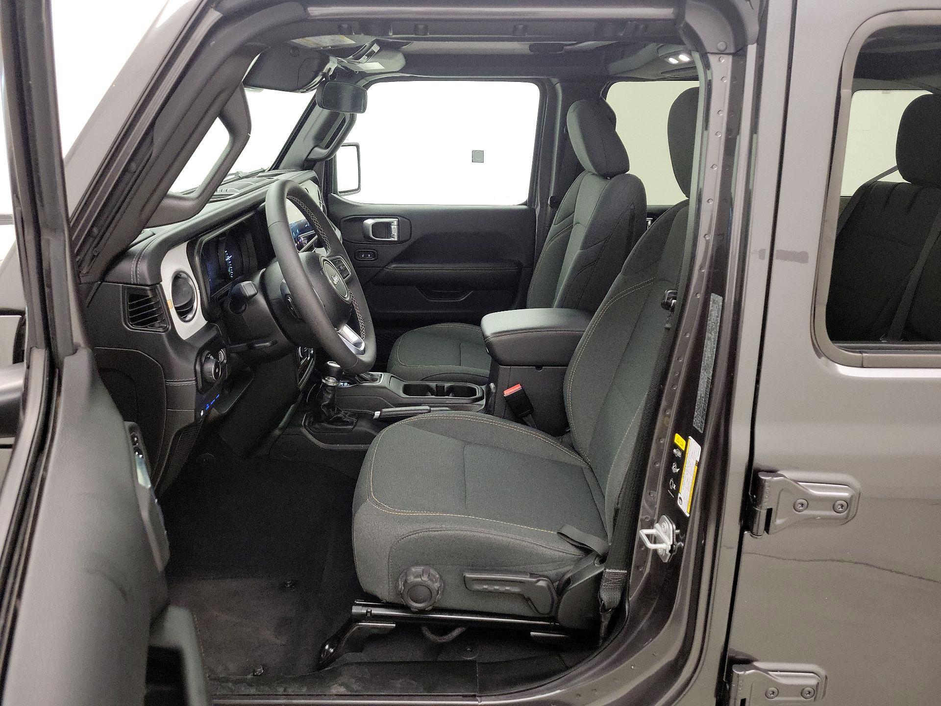 Thumbnail: 2025 Jeep Wrangler - 11