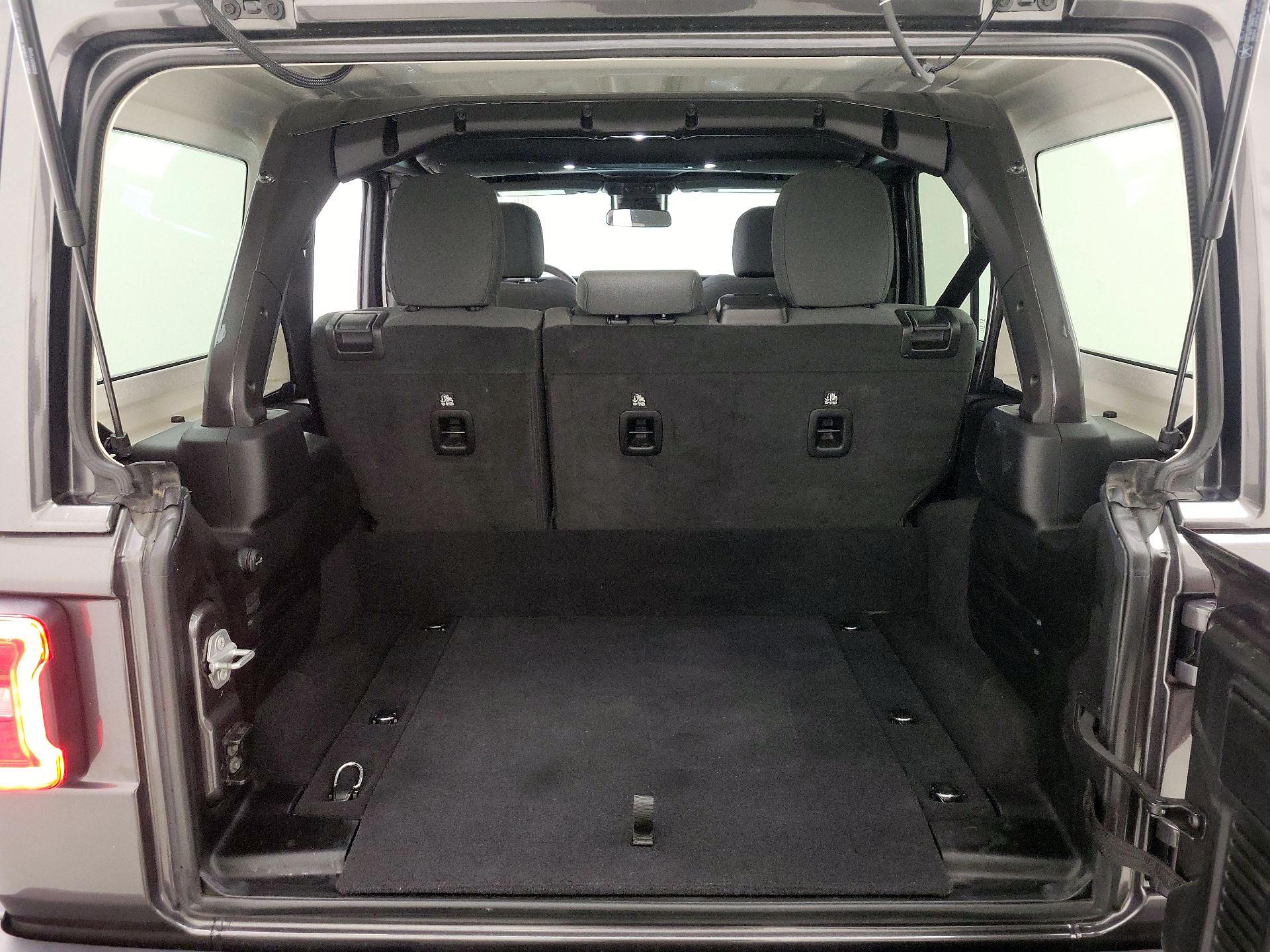 Thumbnail: 2025 Jeep Wrangler - 20