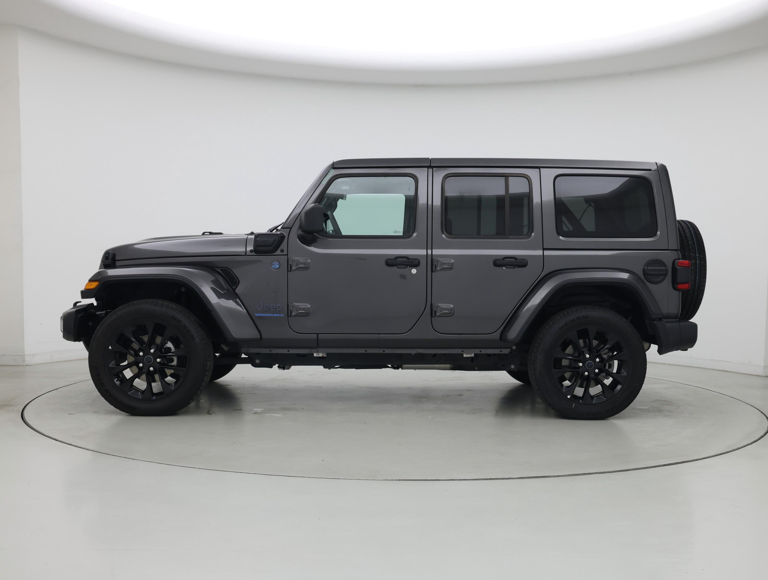 Thumbnail: 2025 Jeep Wrangler - 3