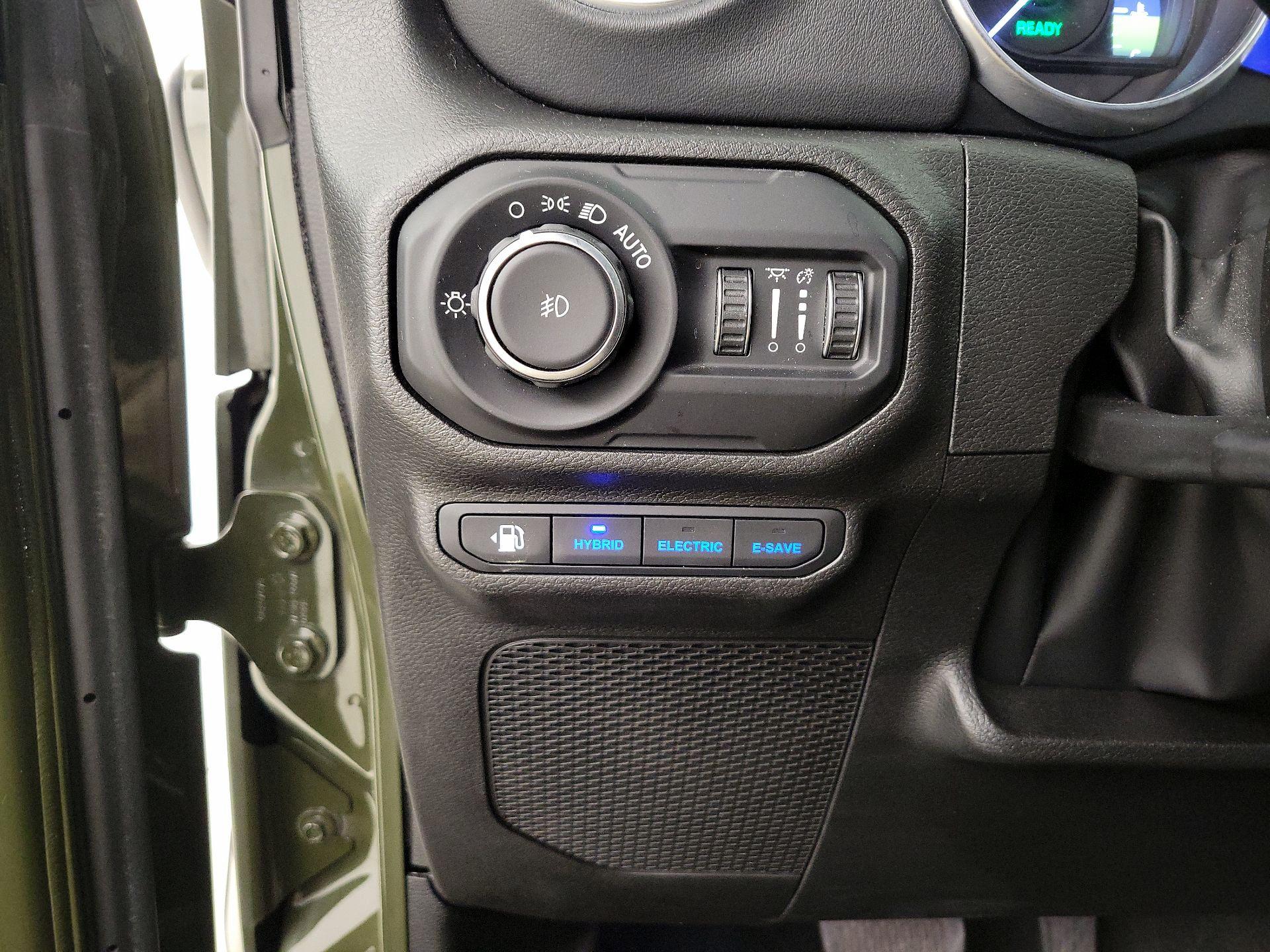 Thumbnail: 2025 Jeep Wrangler - 13