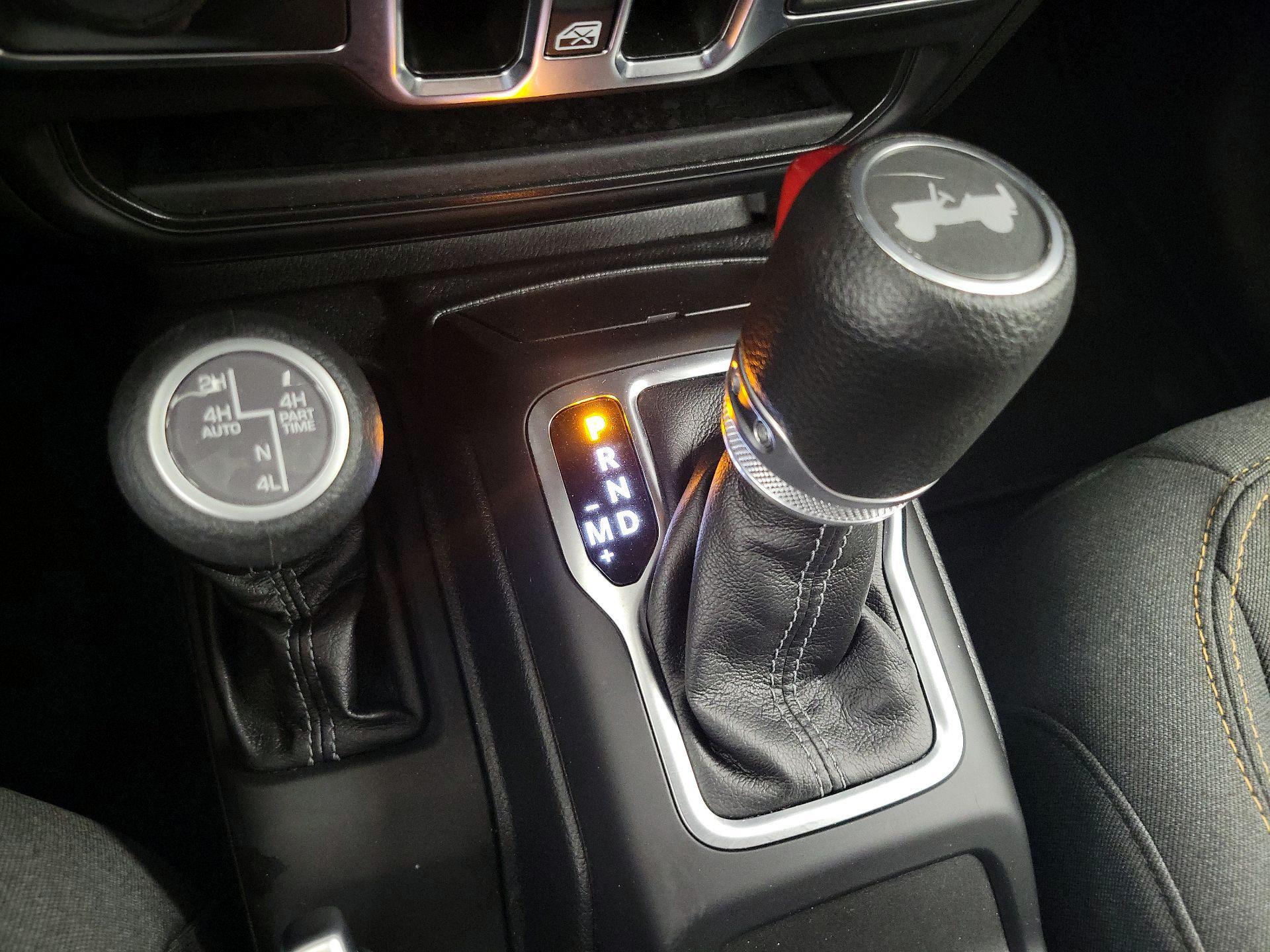 Thumbnail: 2025 Jeep Wrangler - 17