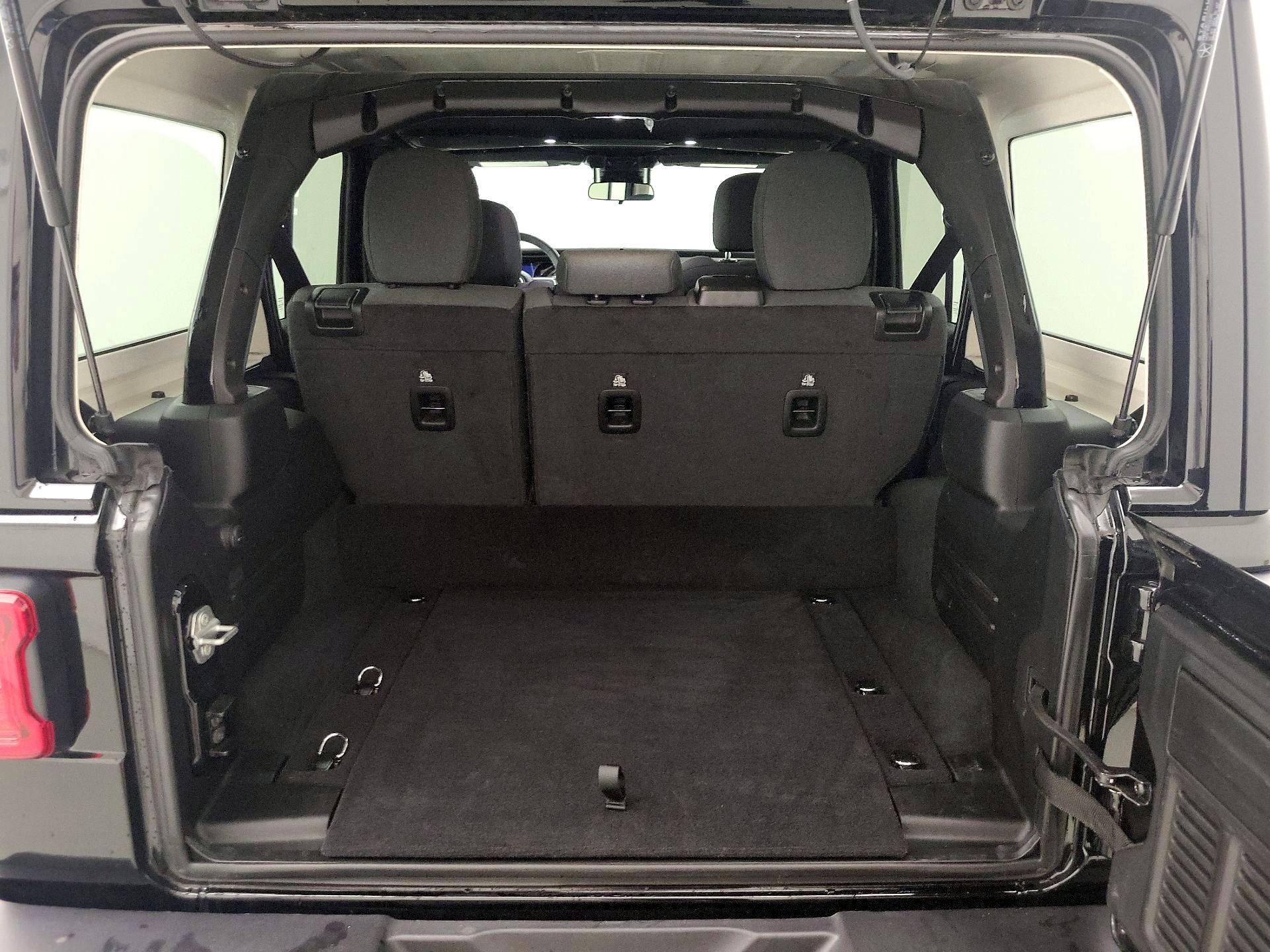 Thumbnail: 2025 Jeep Wrangler - 20