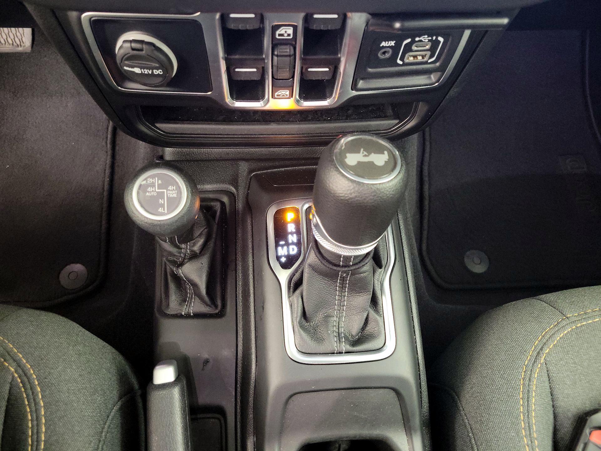 Thumbnail: 2025 Jeep Wrangler - 17