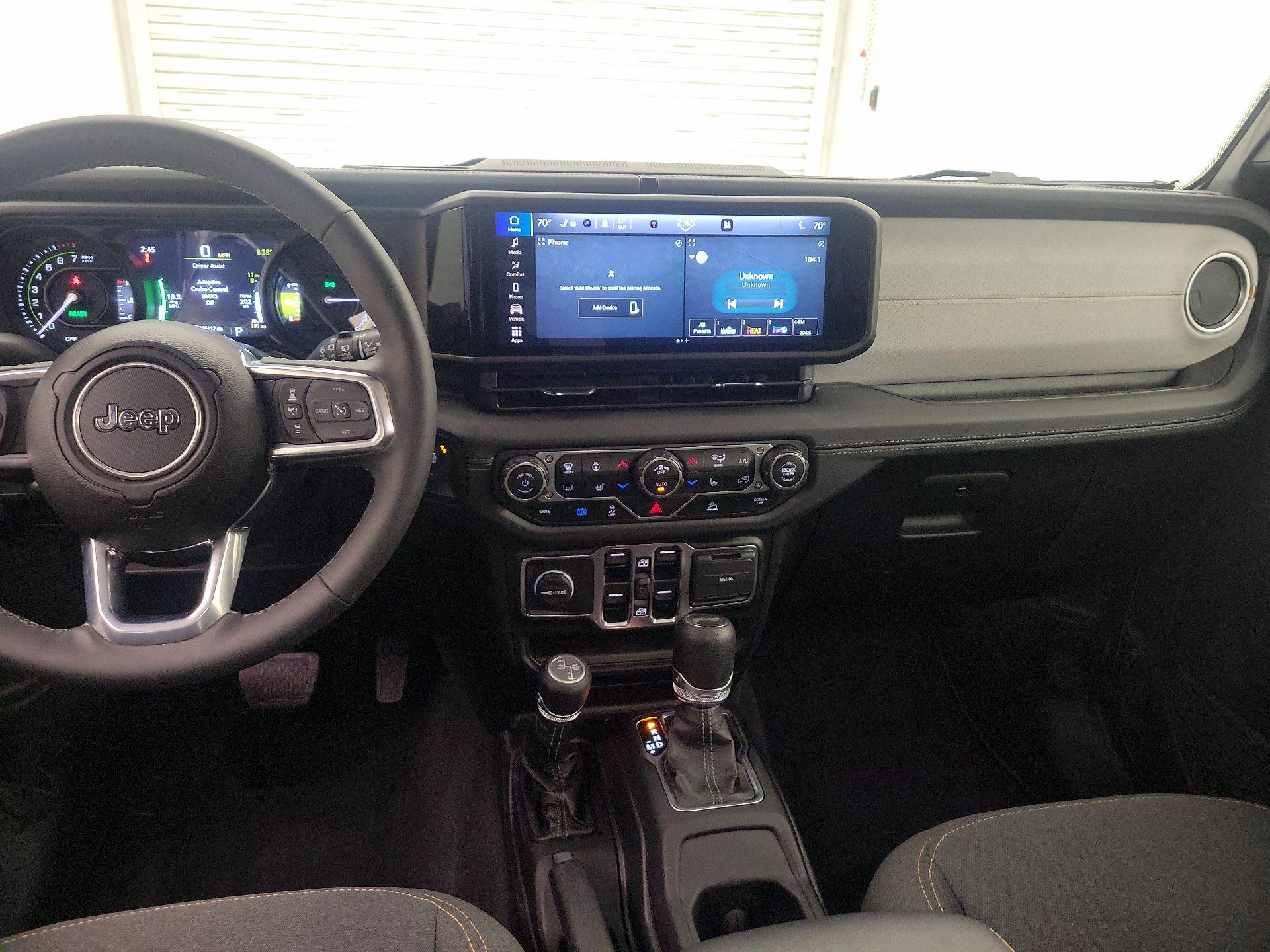 Thumbnail: 2025 Jeep Wrangler - 9