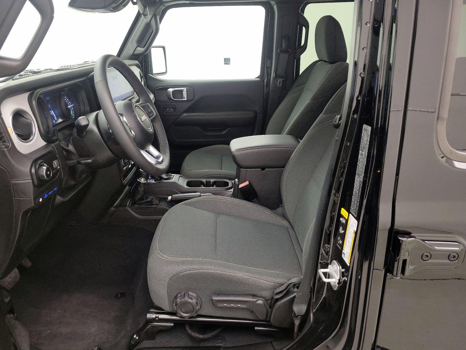 Thumbnail: 2025 Jeep Wrangler - 11