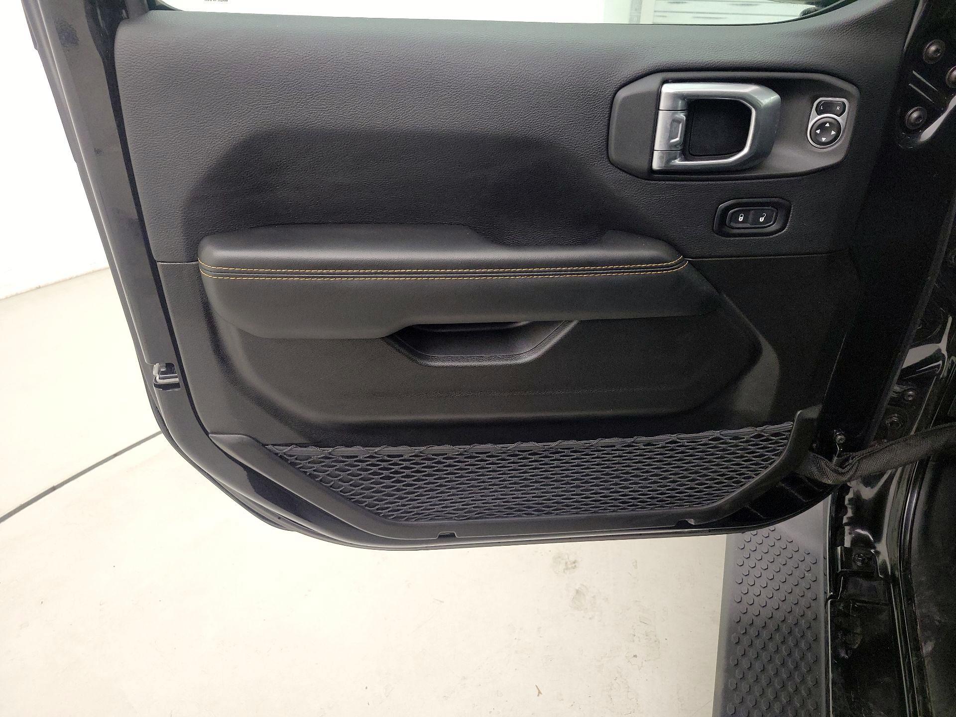 Thumbnail: 2025 Jeep Wrangler - 12