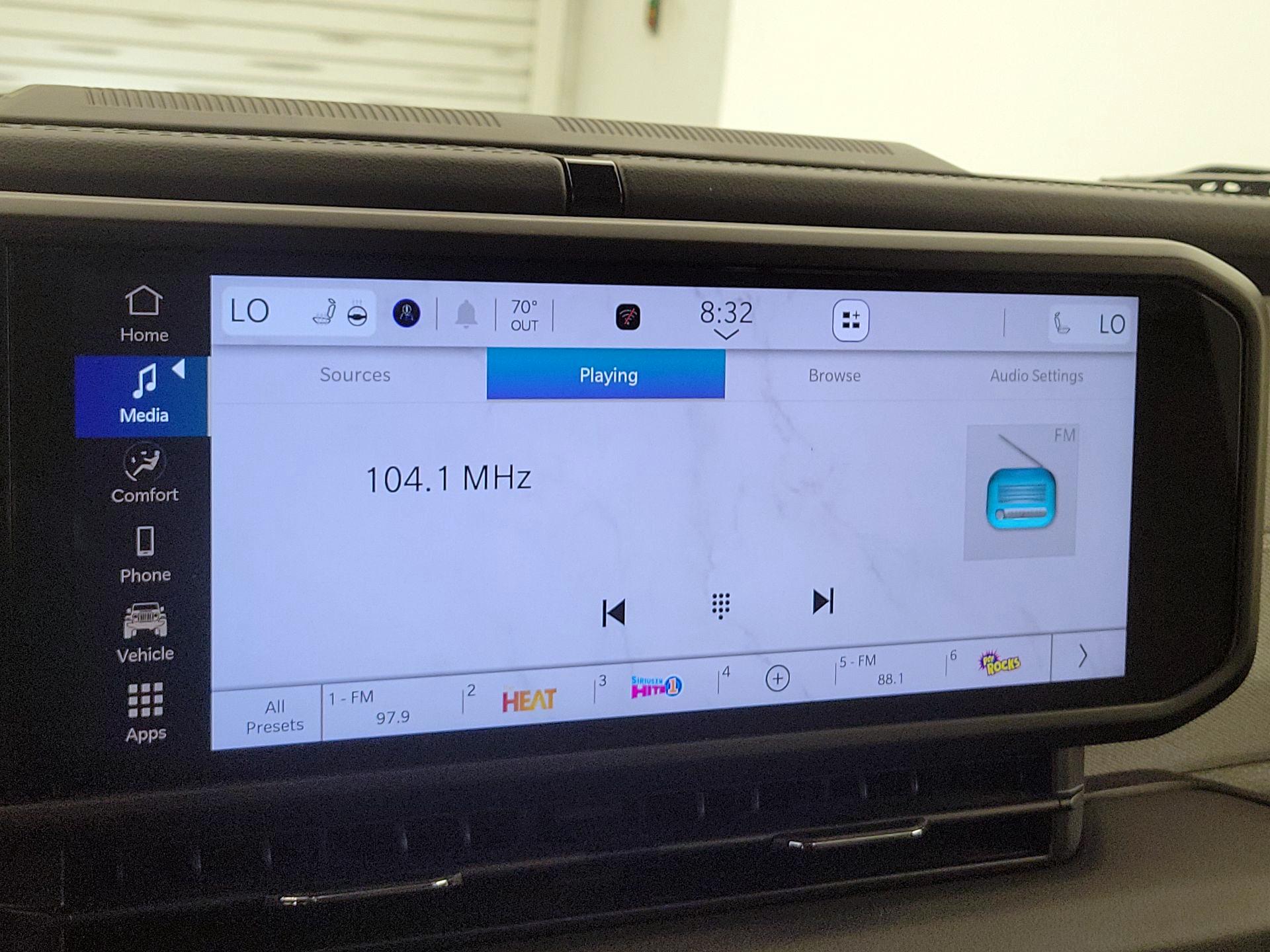 Thumbnail: 2025 Jeep Wrangler - 15