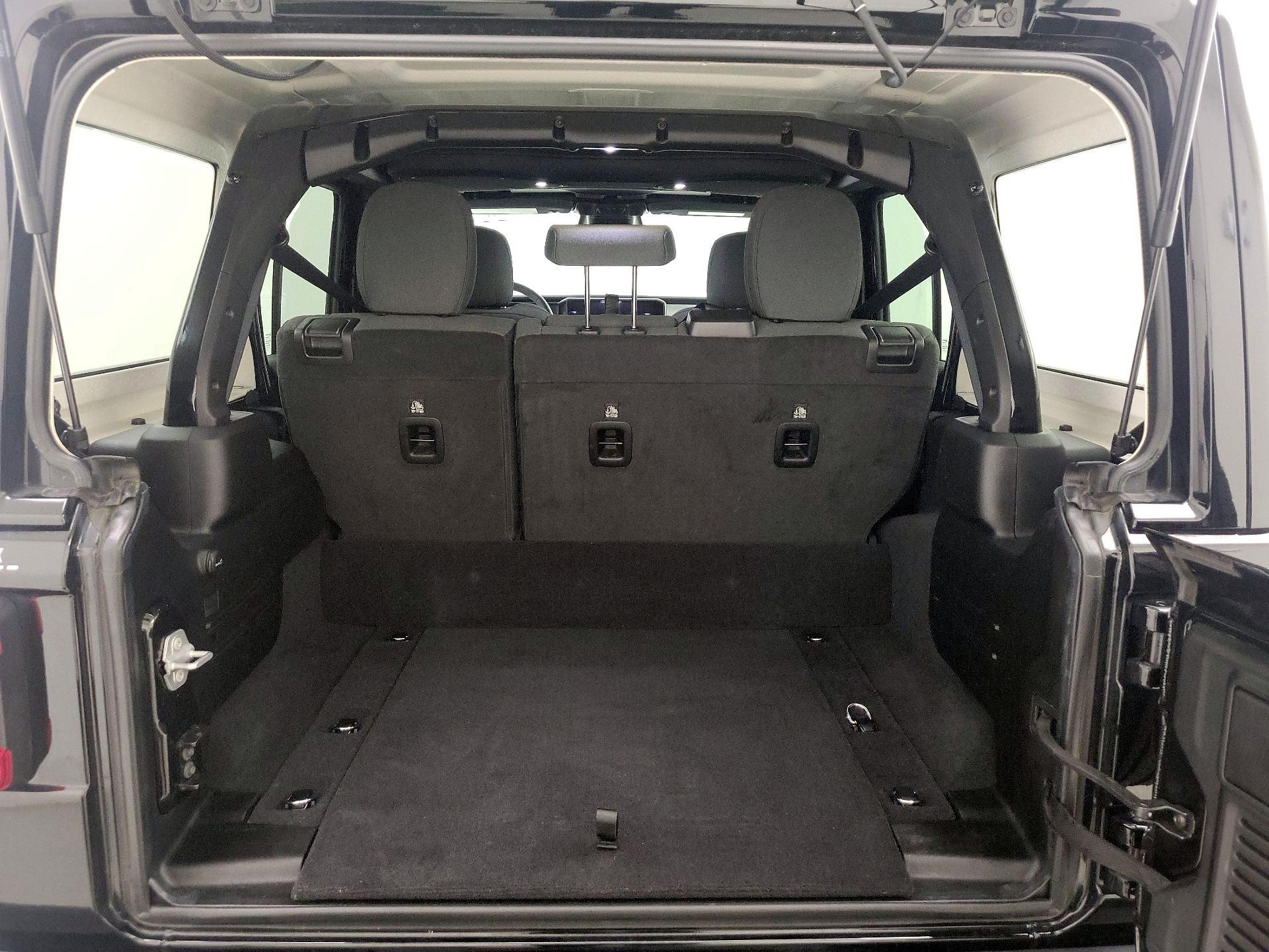 Thumbnail: 2025 Jeep Wrangler - 20