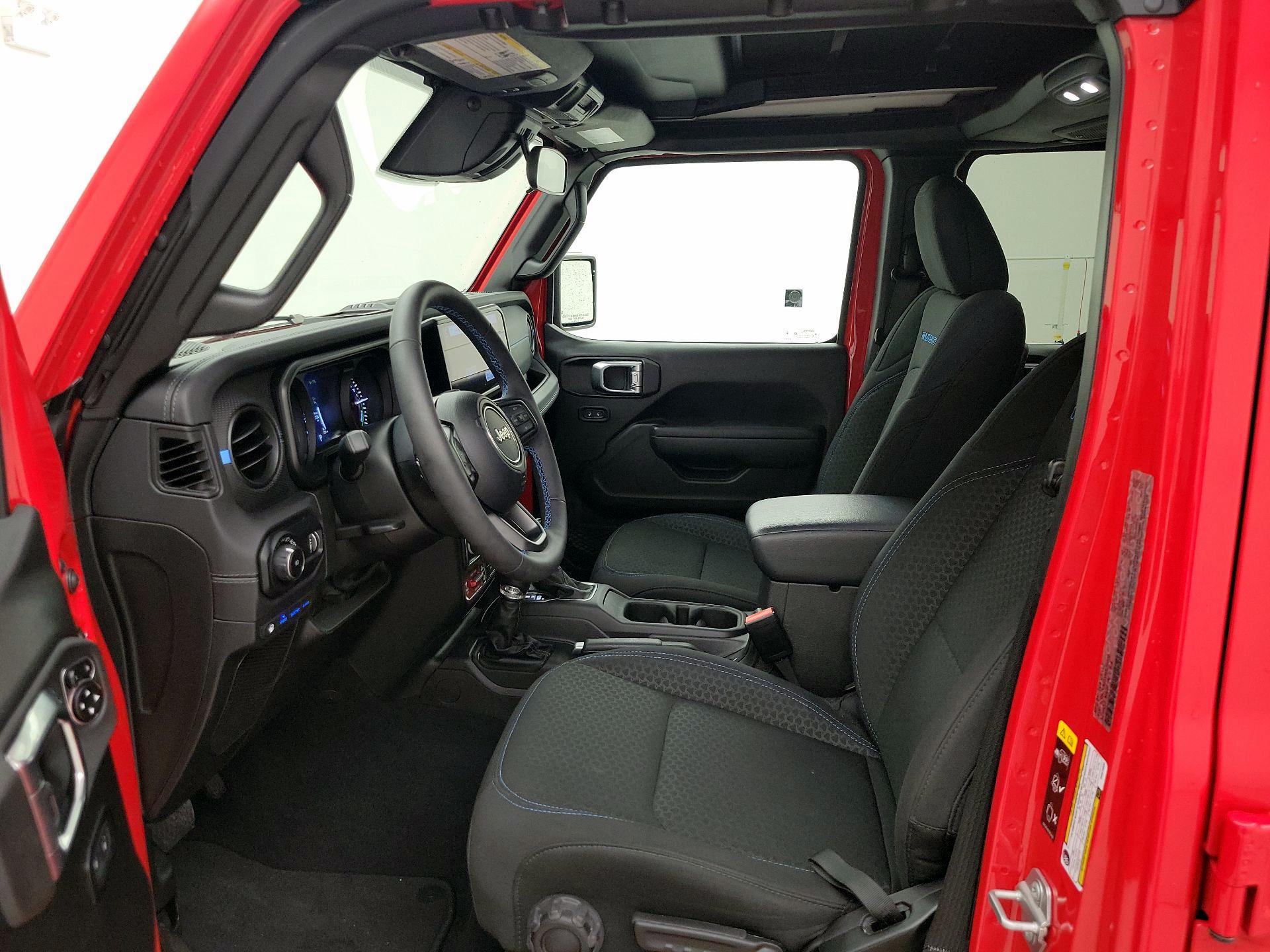 Thumbnail: 2025 Jeep Wrangler - 11