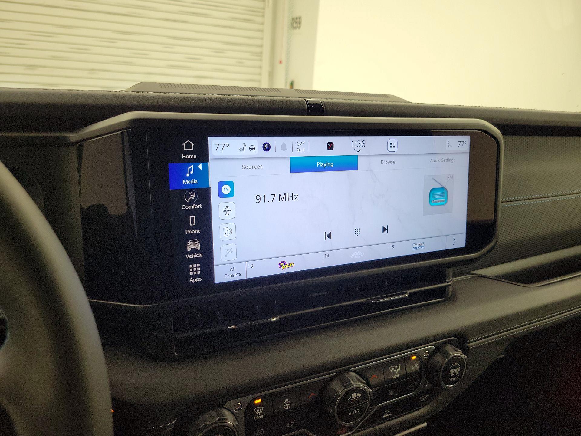 Thumbnail: 2025 Jeep Wrangler - 15