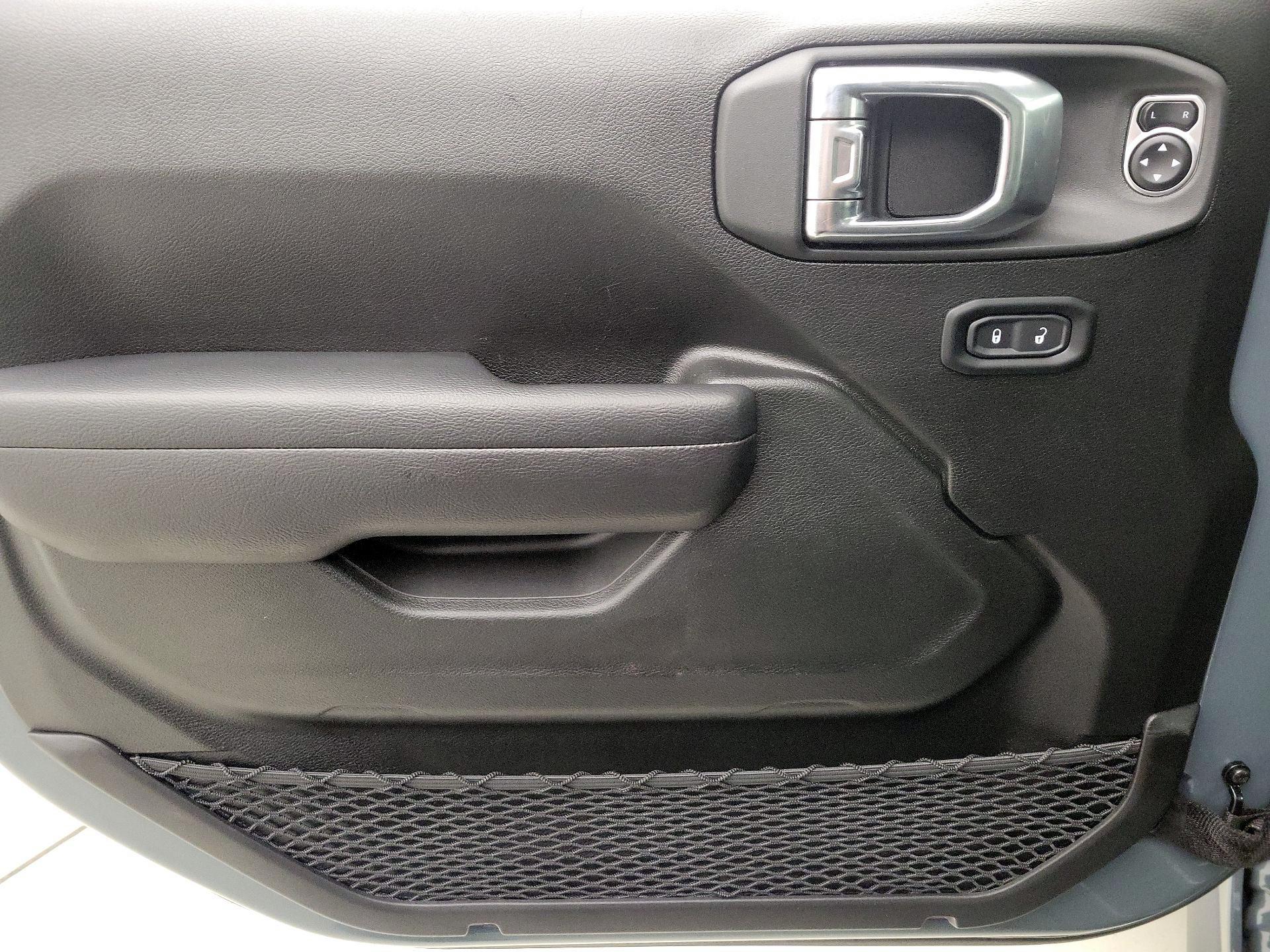 Thumbnail: 2025 Jeep Wrangler - 12