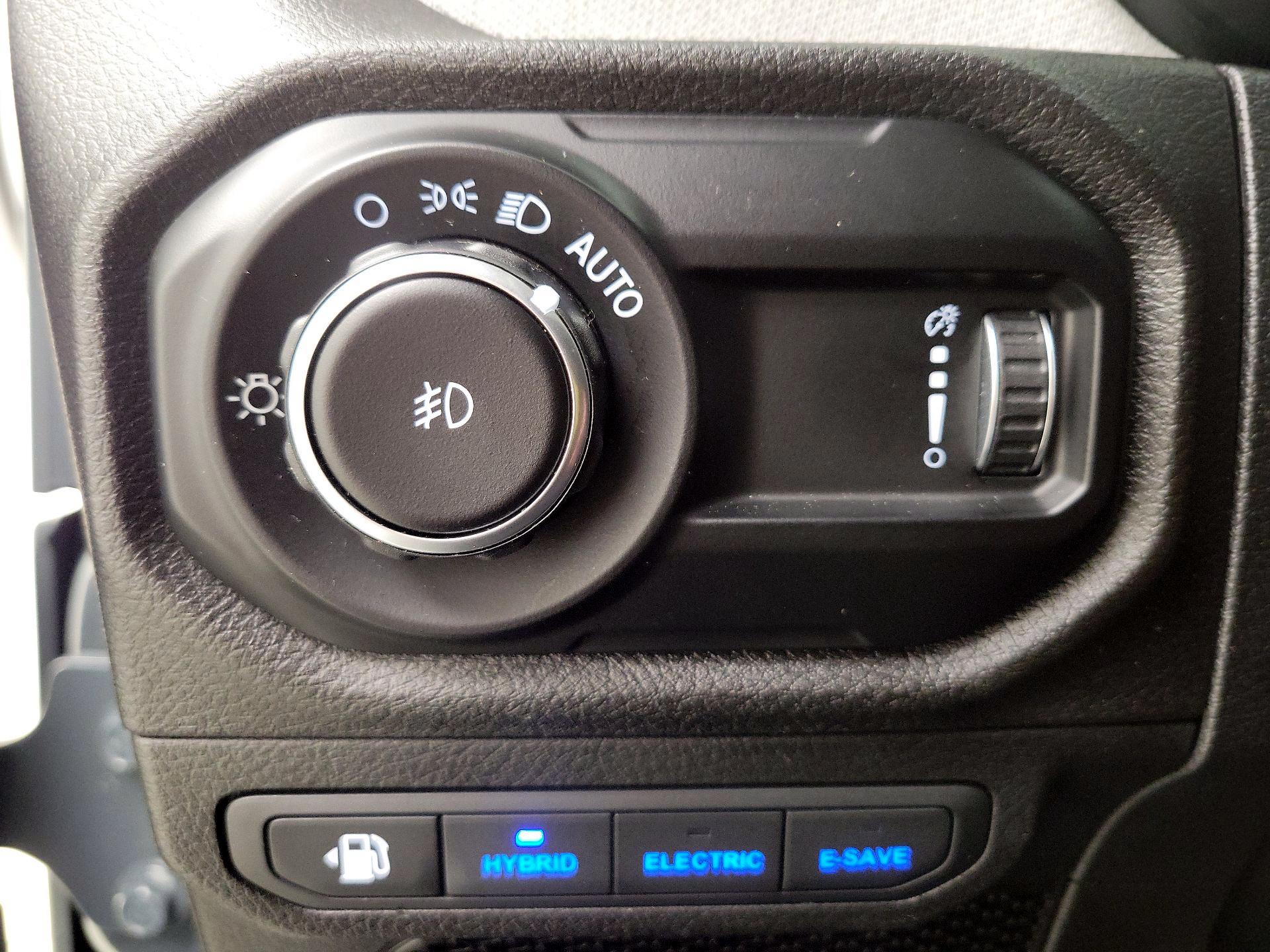 Thumbnail: 2025 Jeep Wrangler - 13