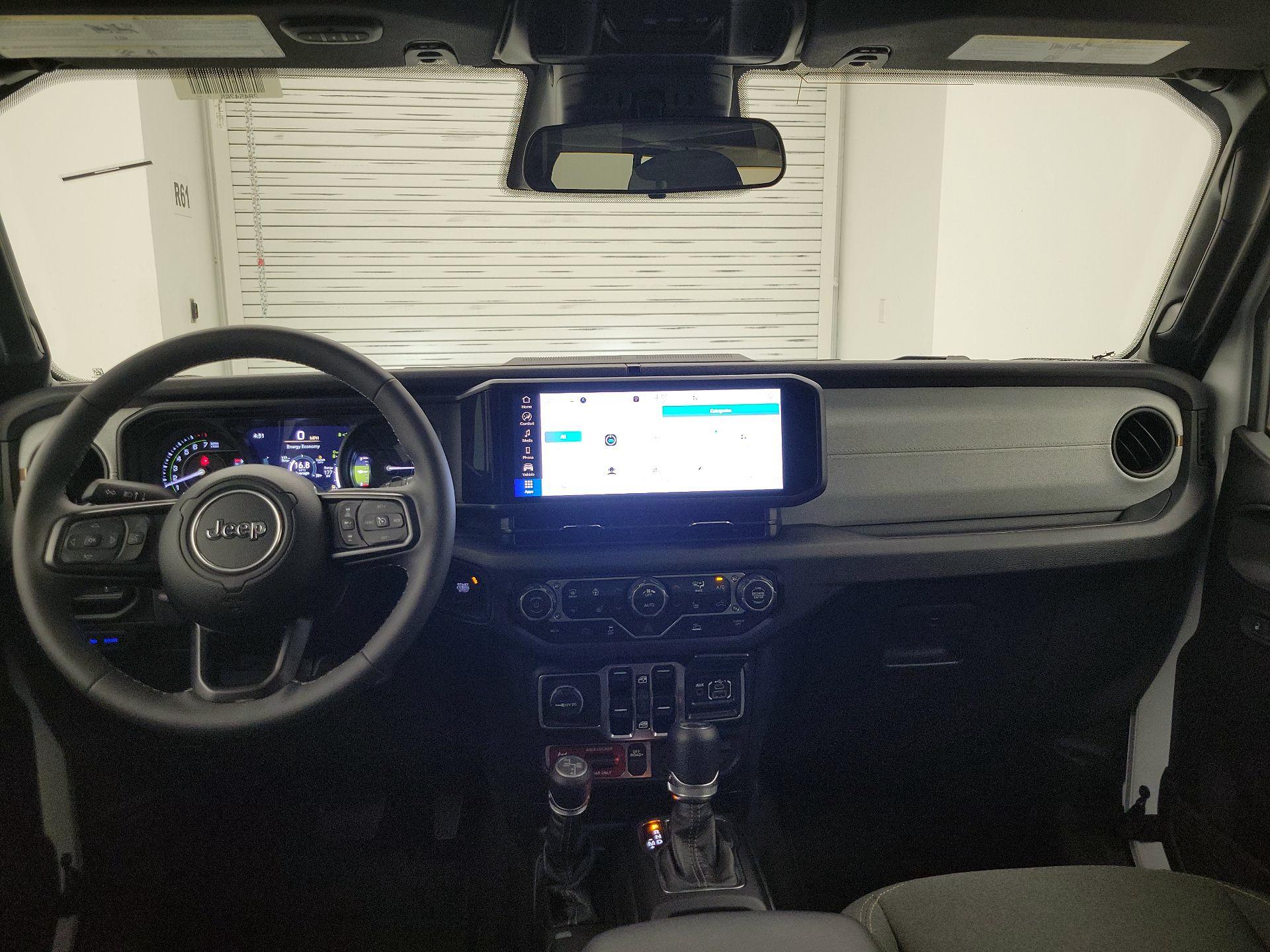 Thumbnail: 2025 Jeep Wrangler - 9