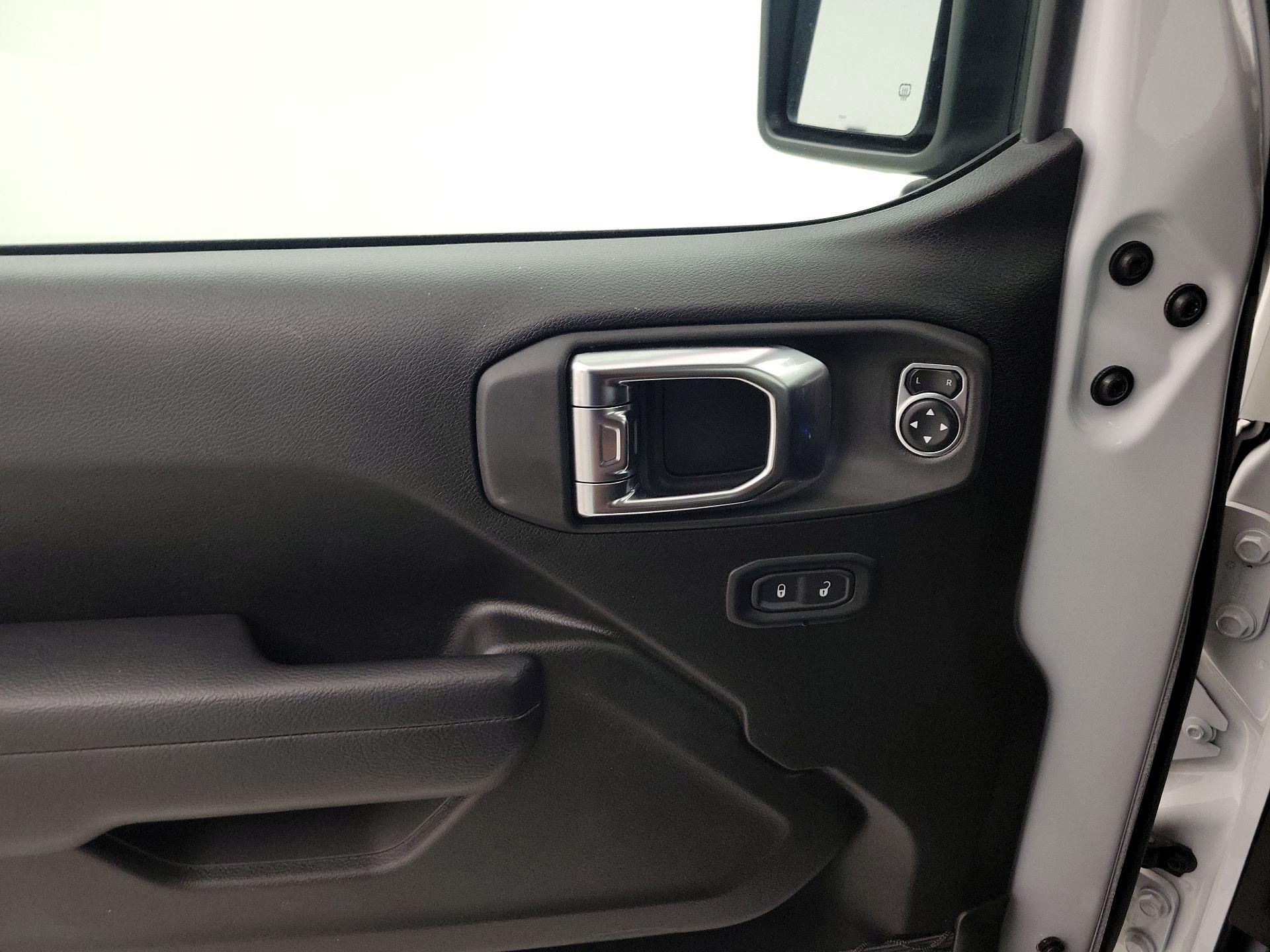 Thumbnail: 2025 Jeep Wrangler - 12