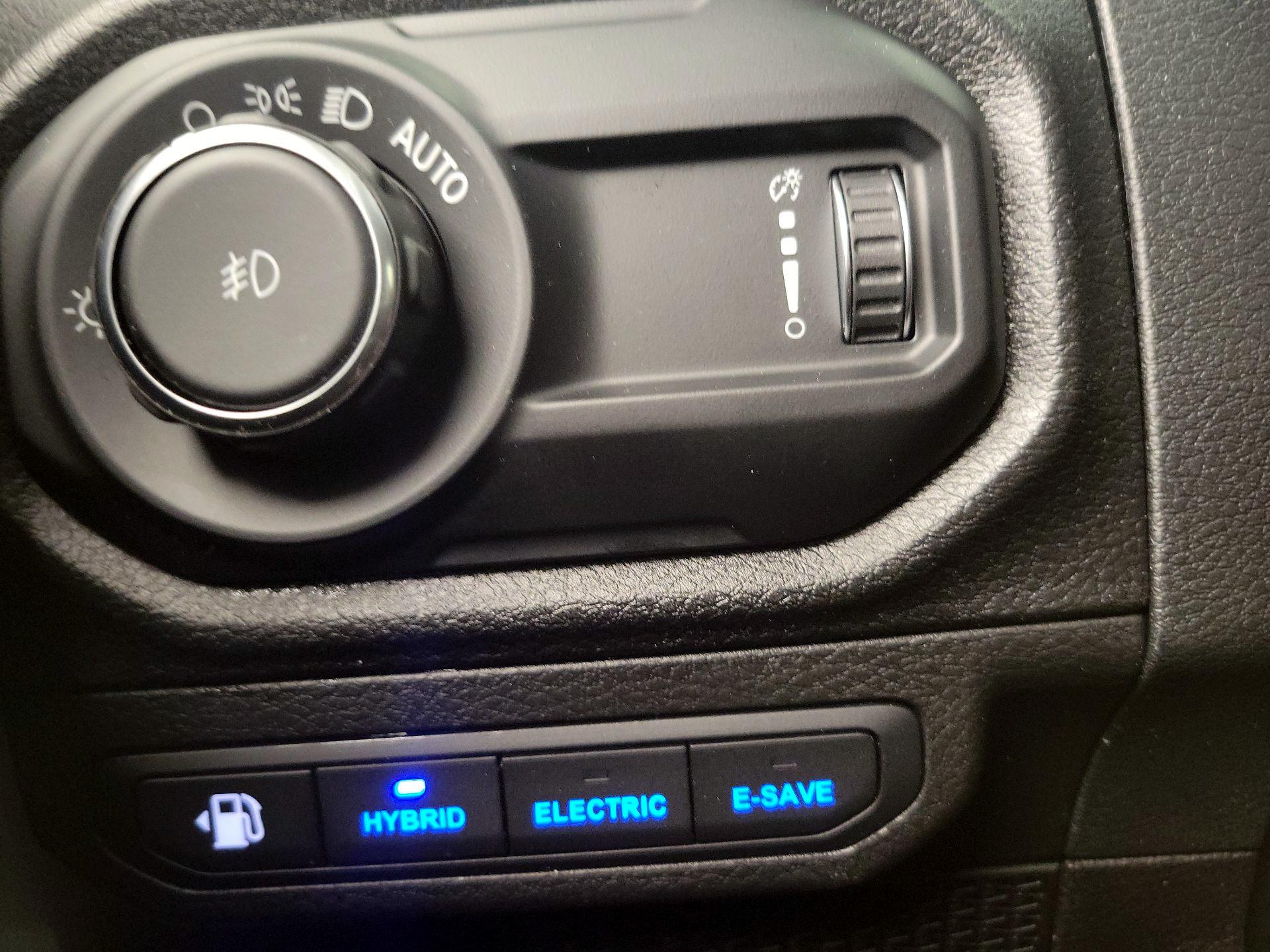 Thumbnail: 2025 Jeep Wrangler - 13