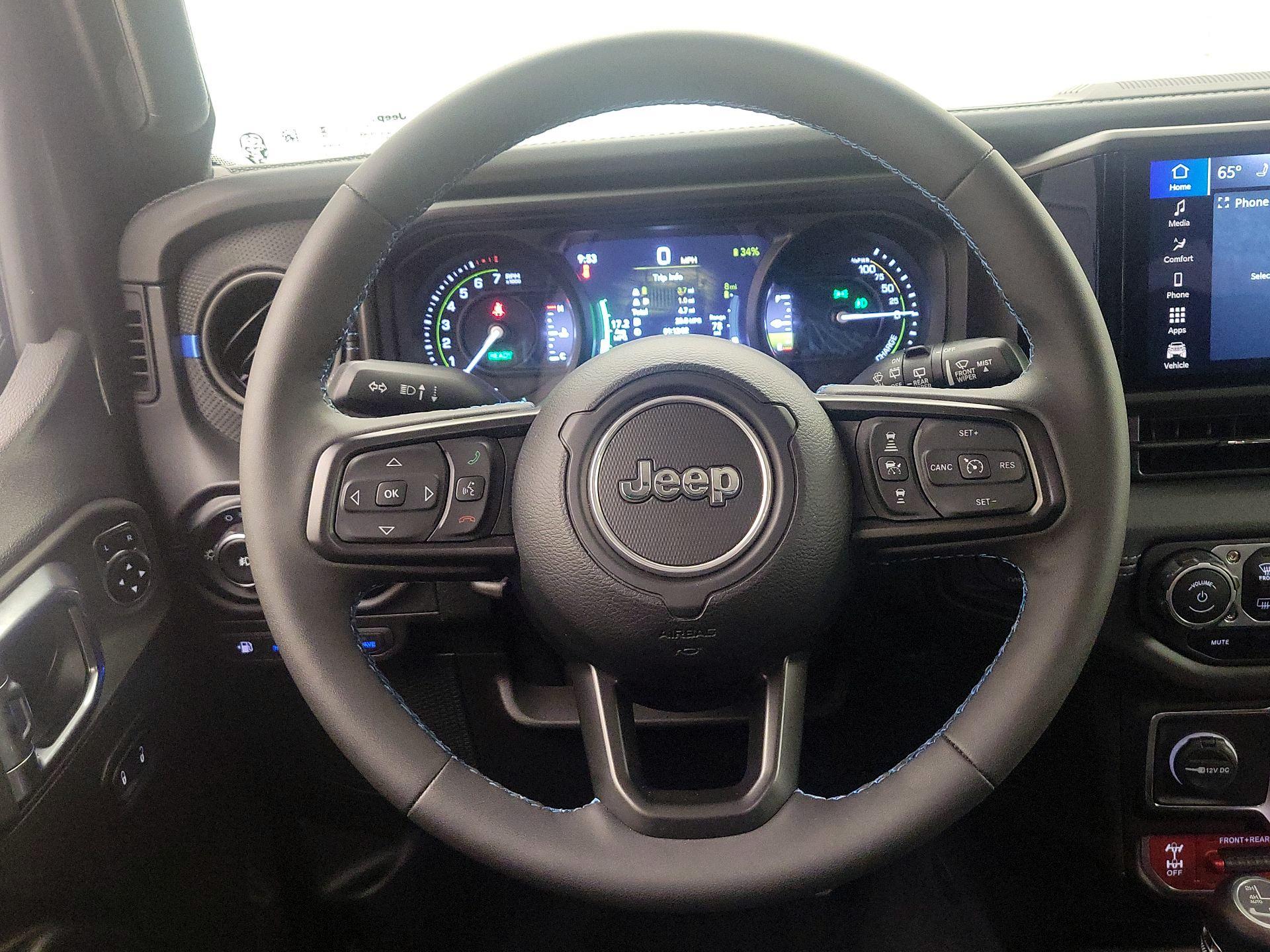 Thumbnail: 2025 Jeep Wrangler - 10