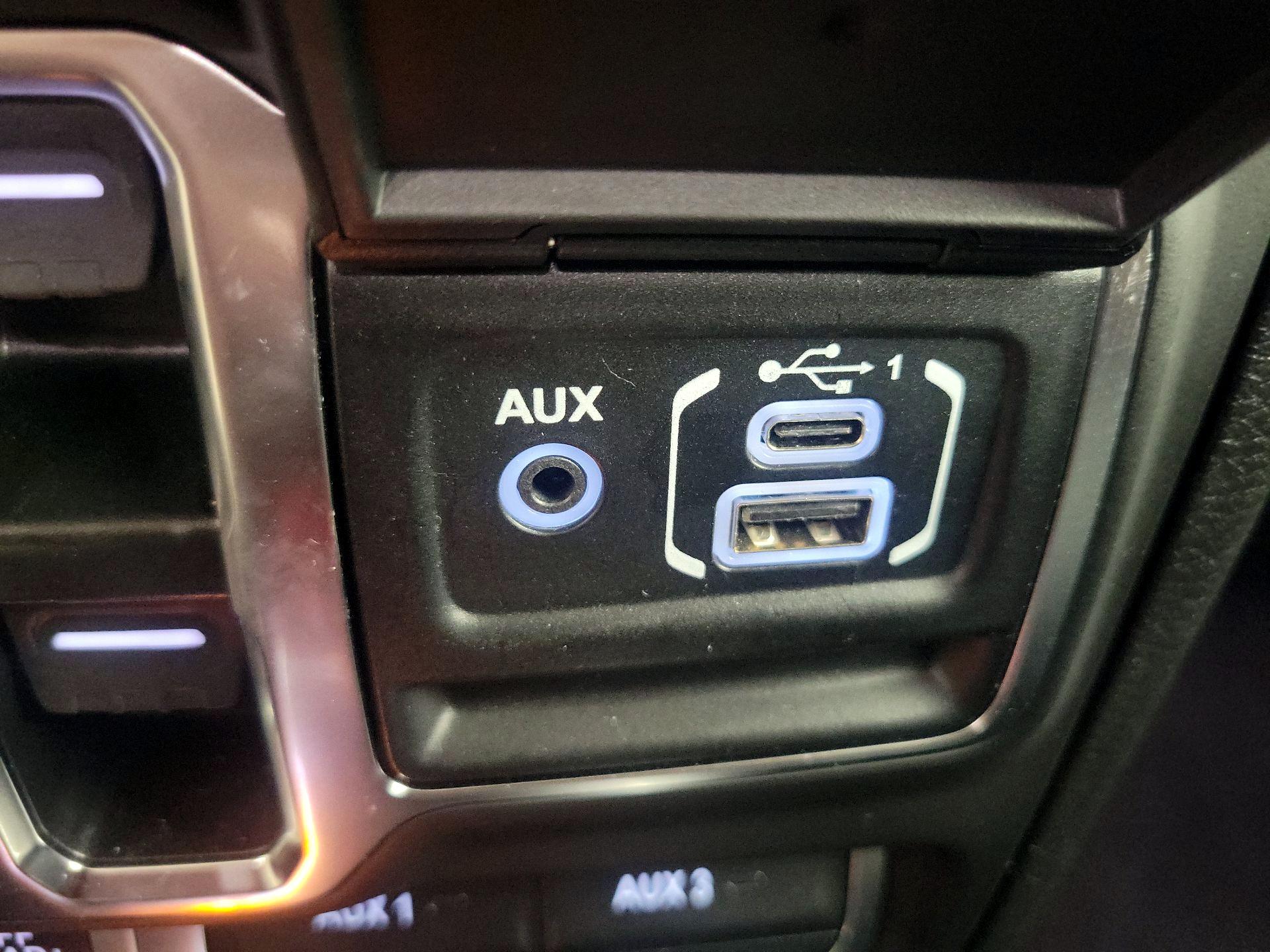 Thumbnail: 2025 Jeep Wrangler - 18