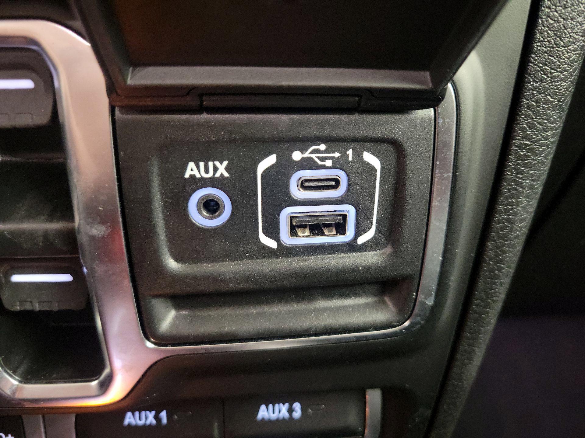 Thumbnail: 2025 Jeep Wrangler - 18