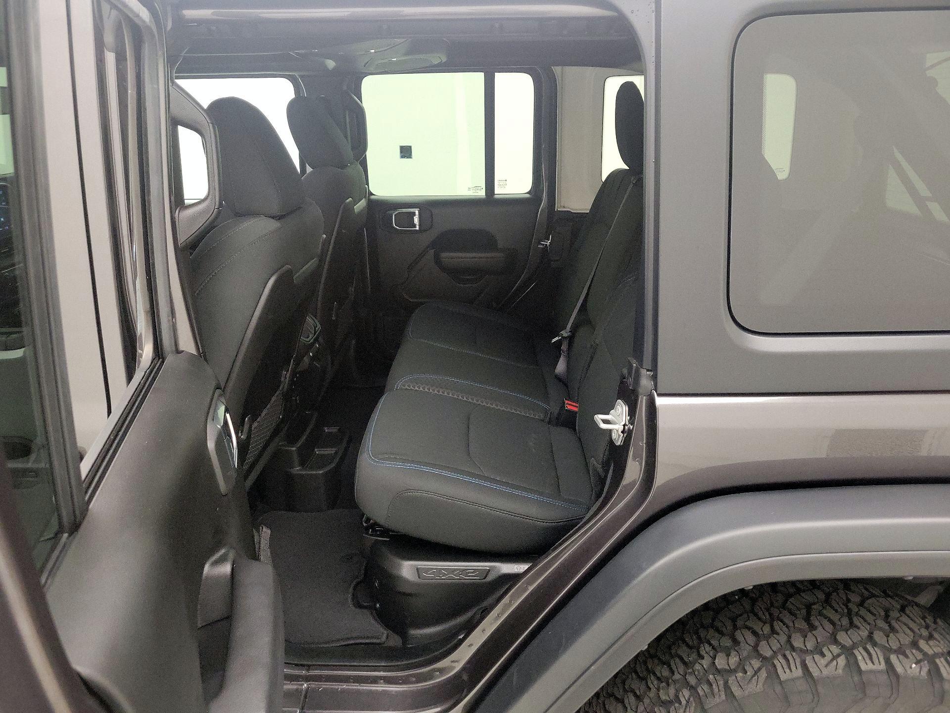 Thumbnail: 2025 Jeep Wrangler - 19