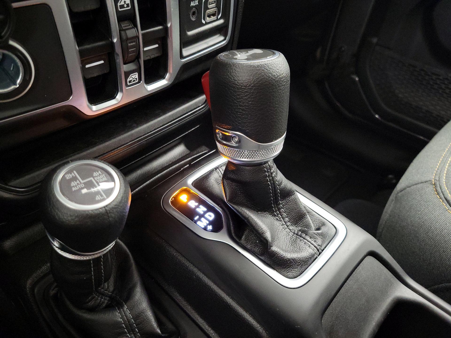 Thumbnail: 2025 Jeep Wrangler - 17