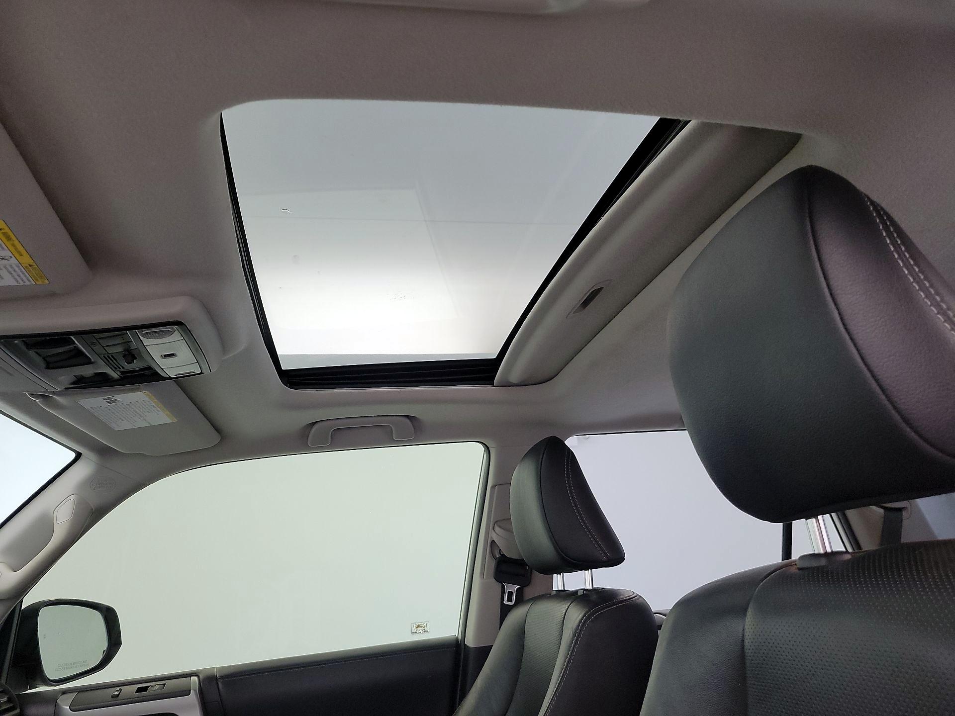 Thumbnail: 2021 Toyota 4Runner - 20