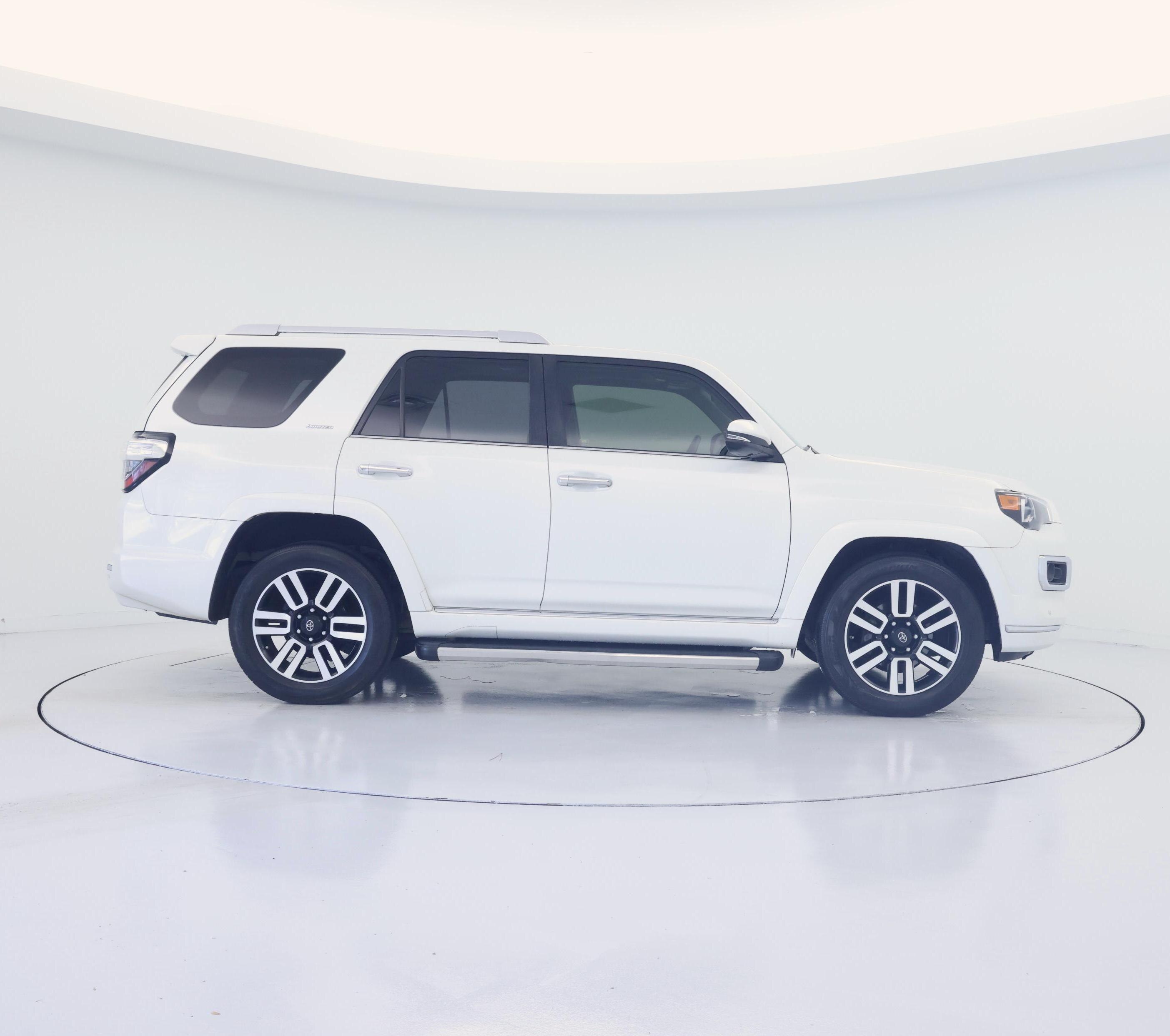 Thumbnail: 2021 Toyota 4Runner - 7