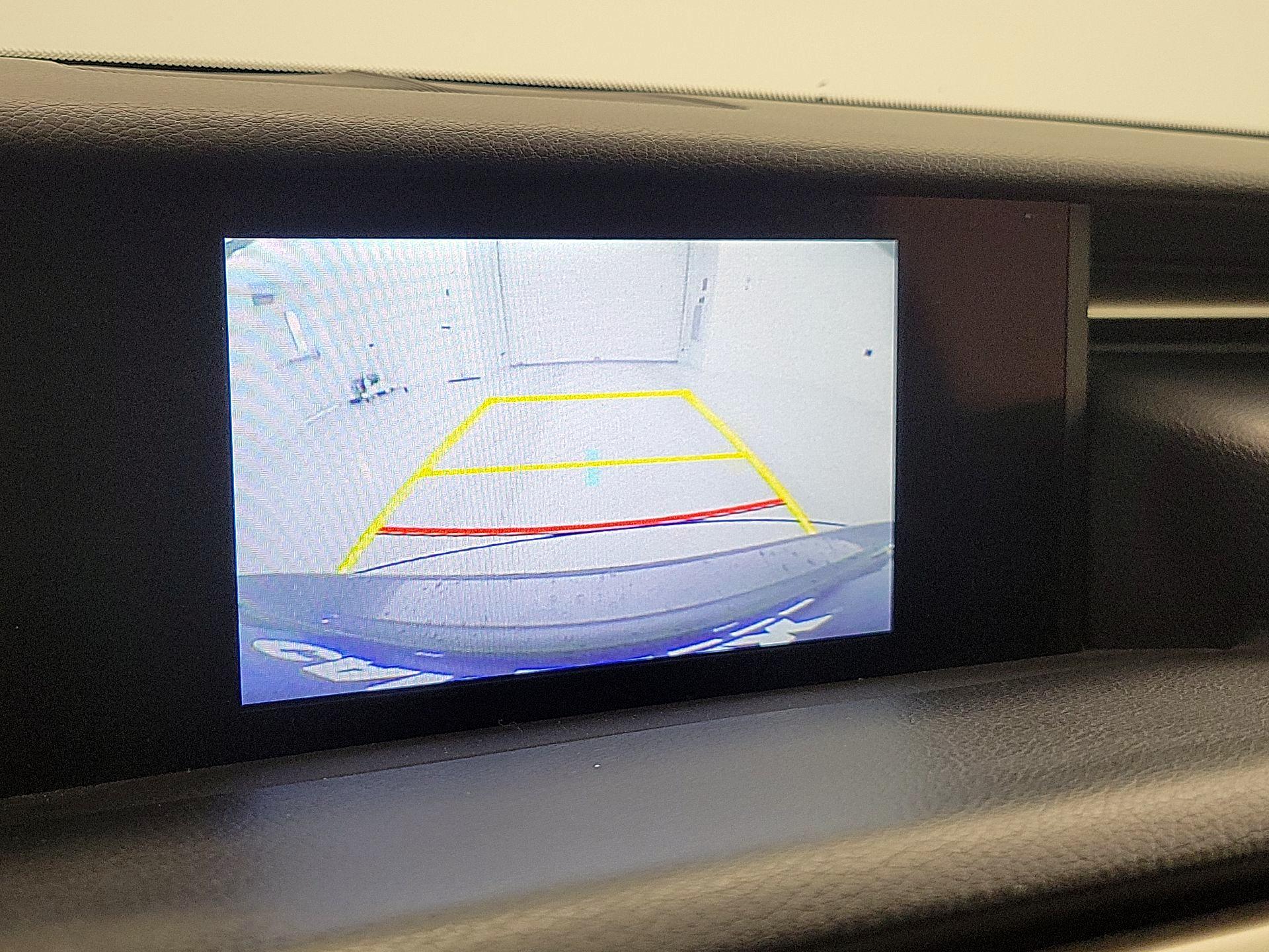 Thumbnail: 2016 Lexus IS - 15