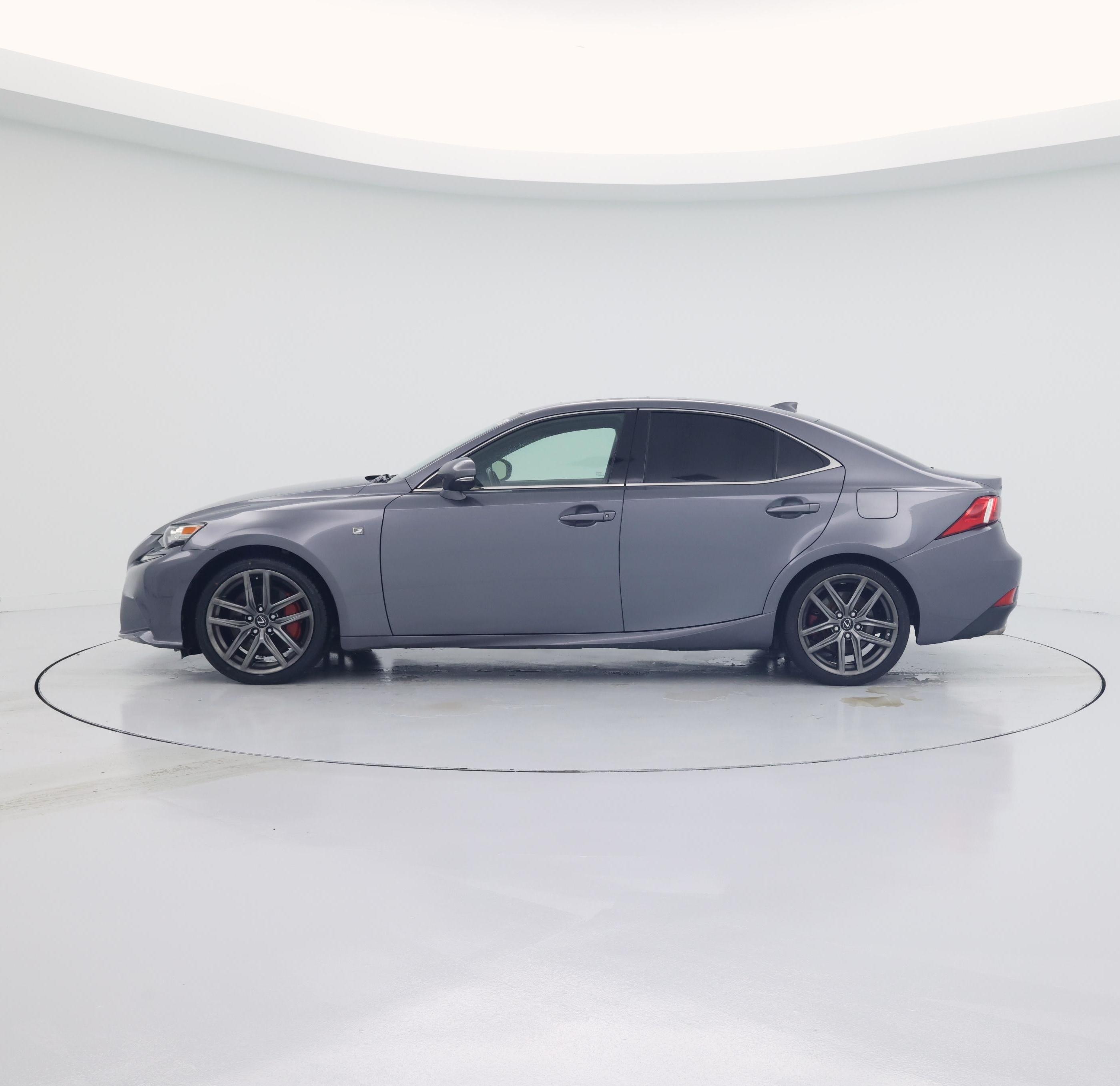 Thumbnail: 2016 Lexus IS - 3