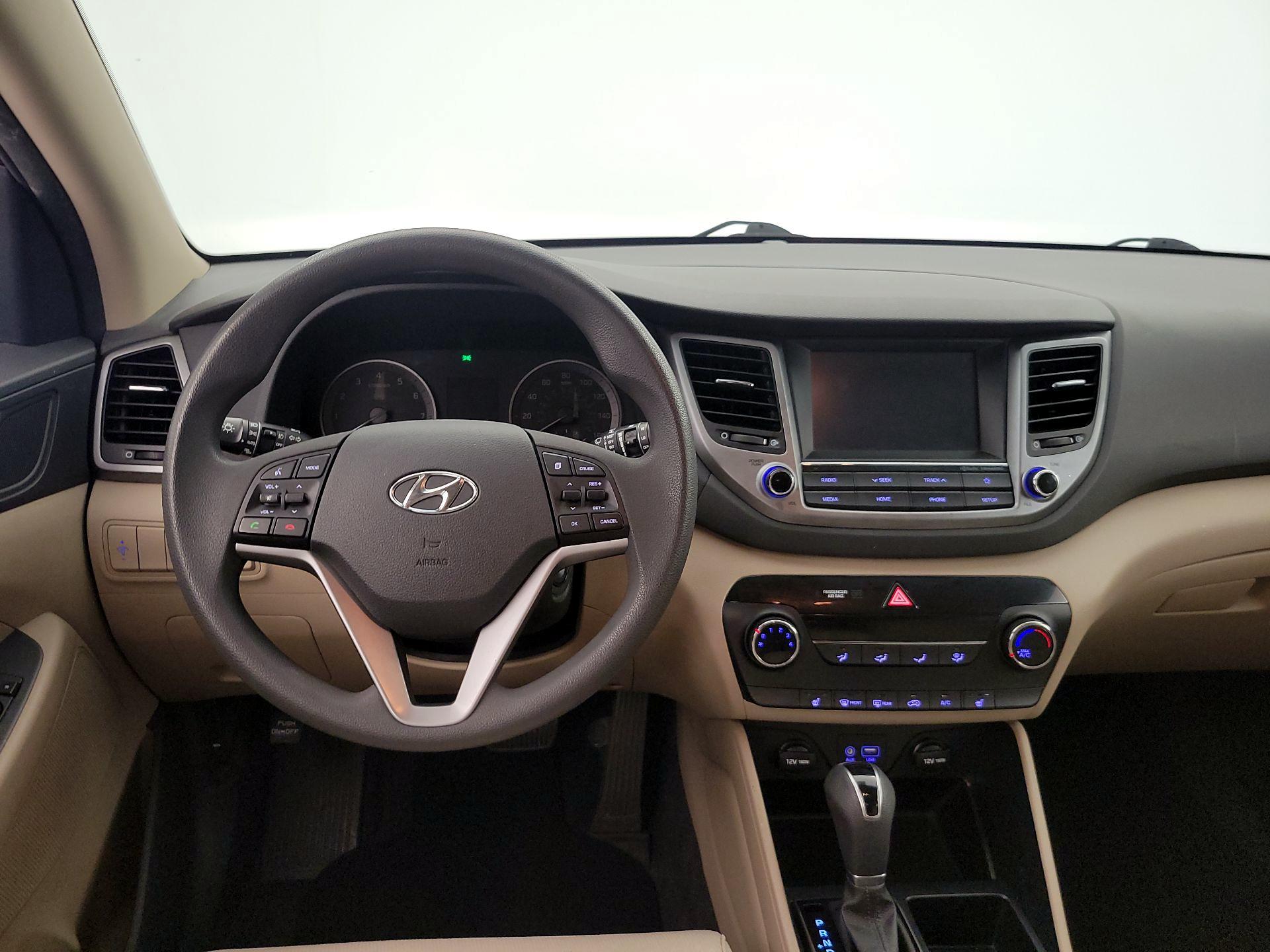 Thumbnail: 2018 Hyundai Tucson - 10