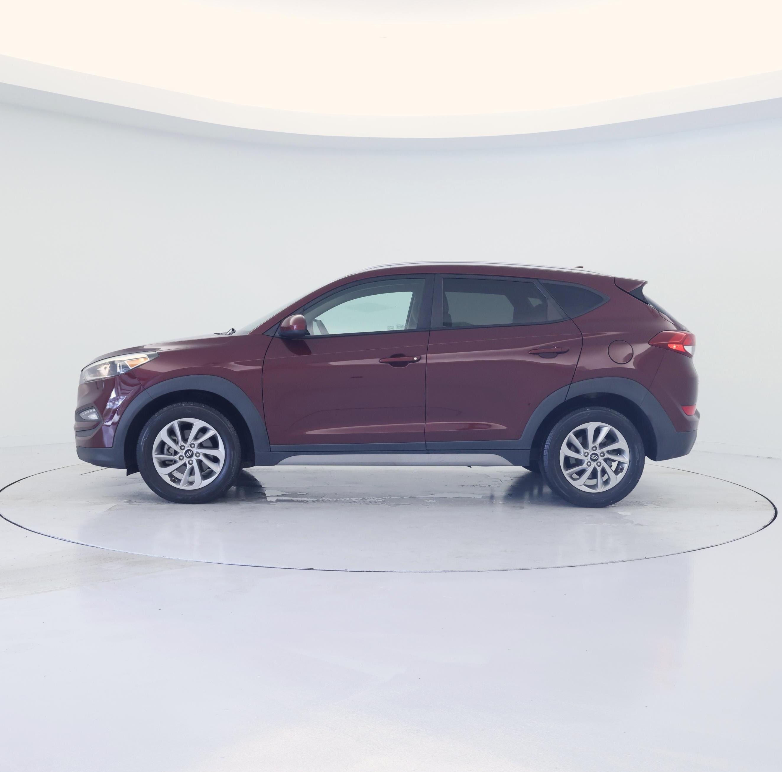 Thumbnail: 2018 Hyundai Tucson - 3