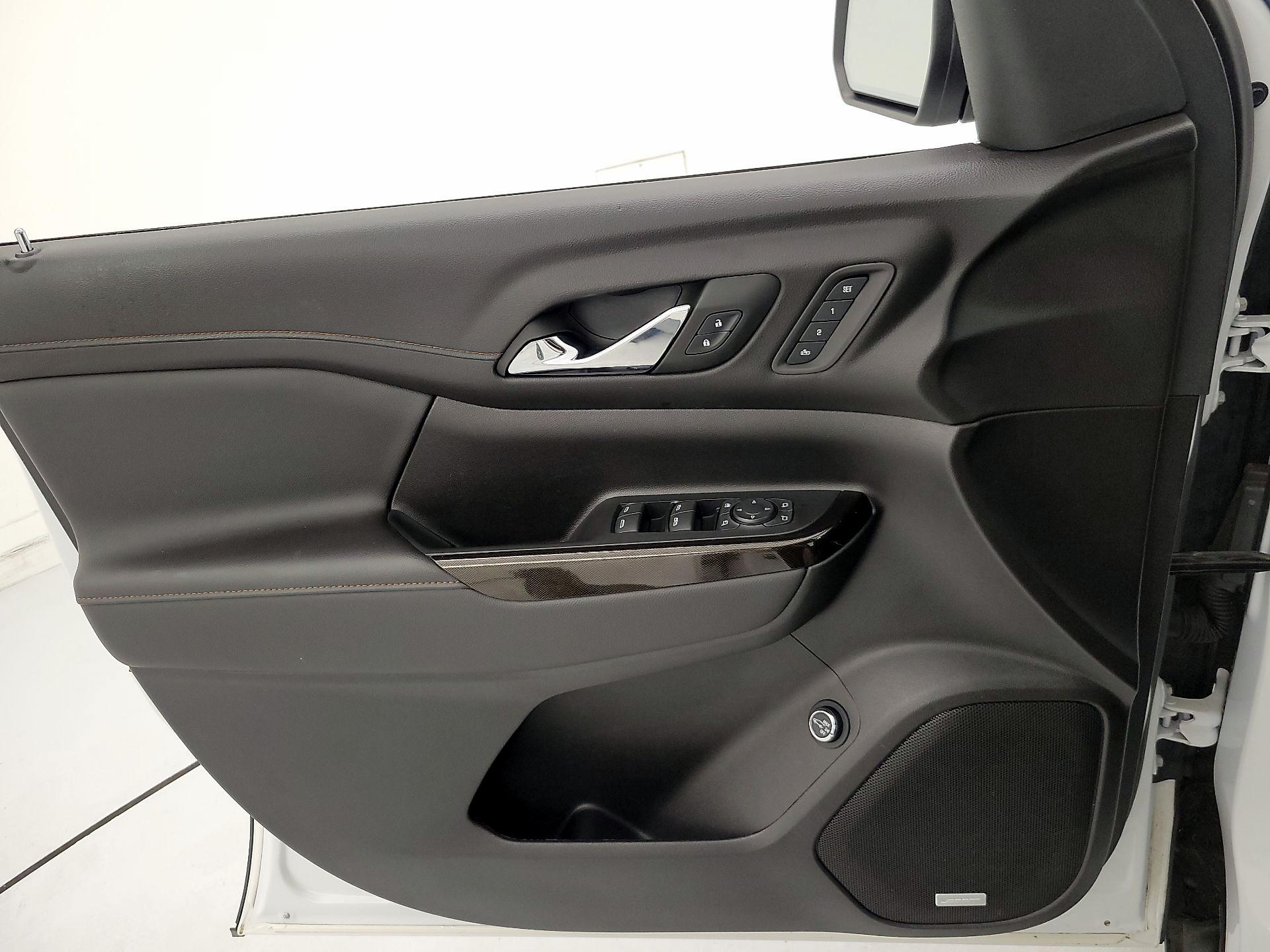 Thumbnail: 2023 GMC Acadia - 12