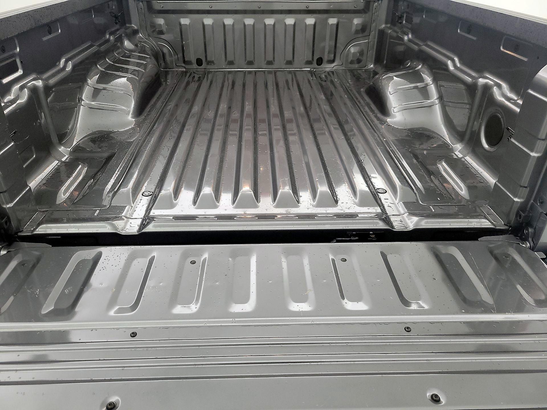 Thumbnail: 2026 Nissan Frontier - 20