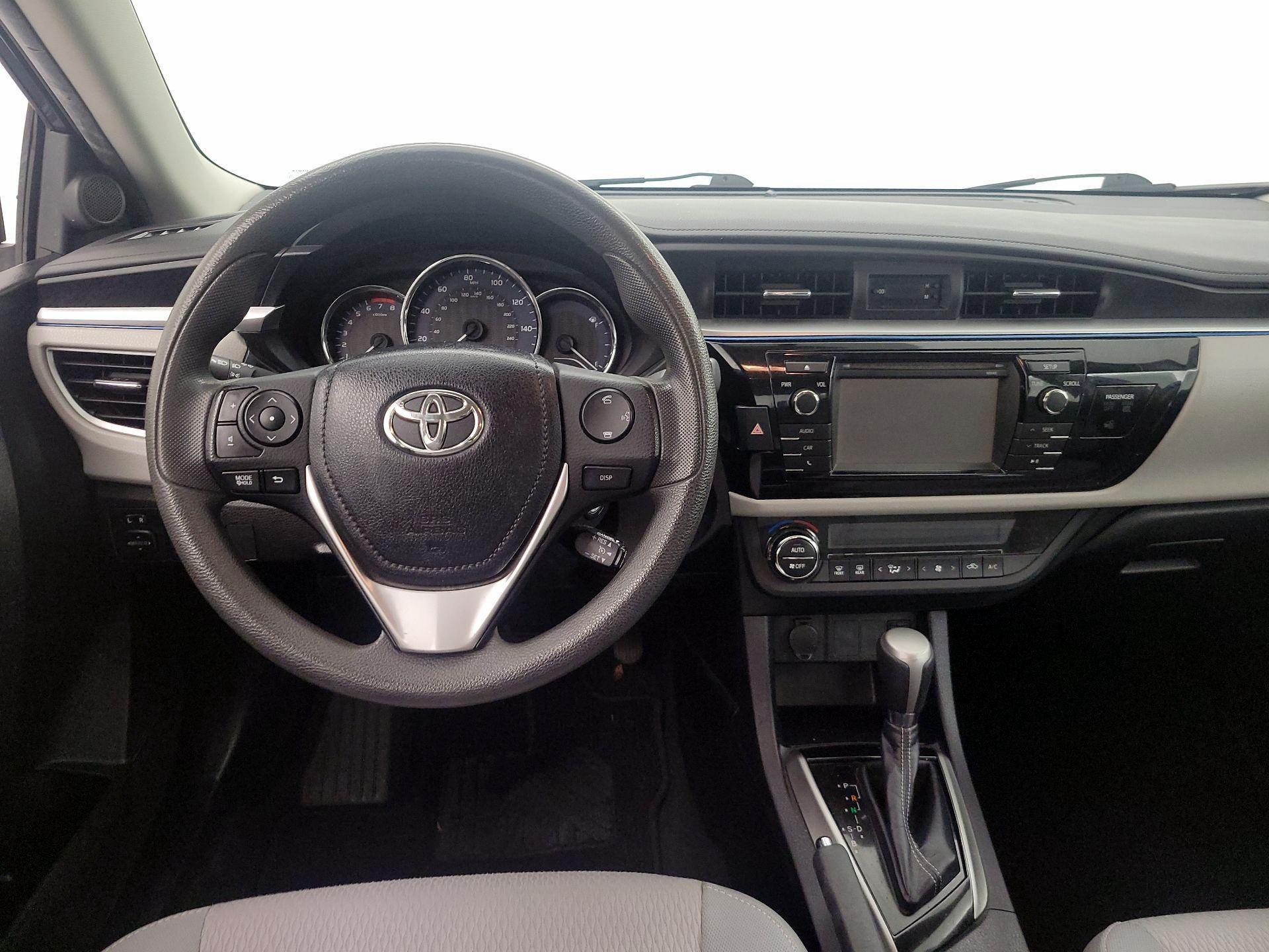 Thumbnail: 2014 Toyota Corolla - 10