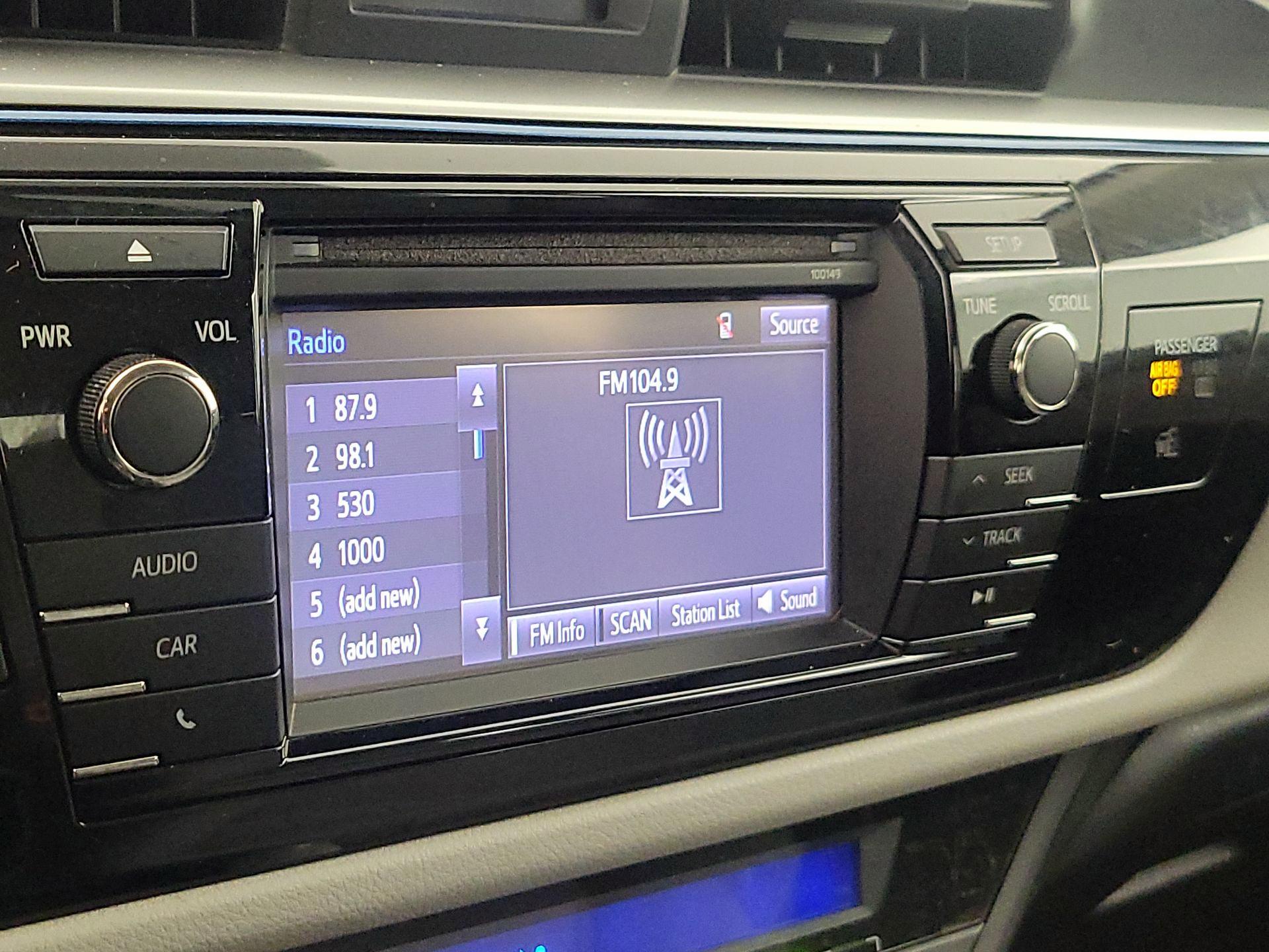 Thumbnail: 2014 Toyota Corolla - 15