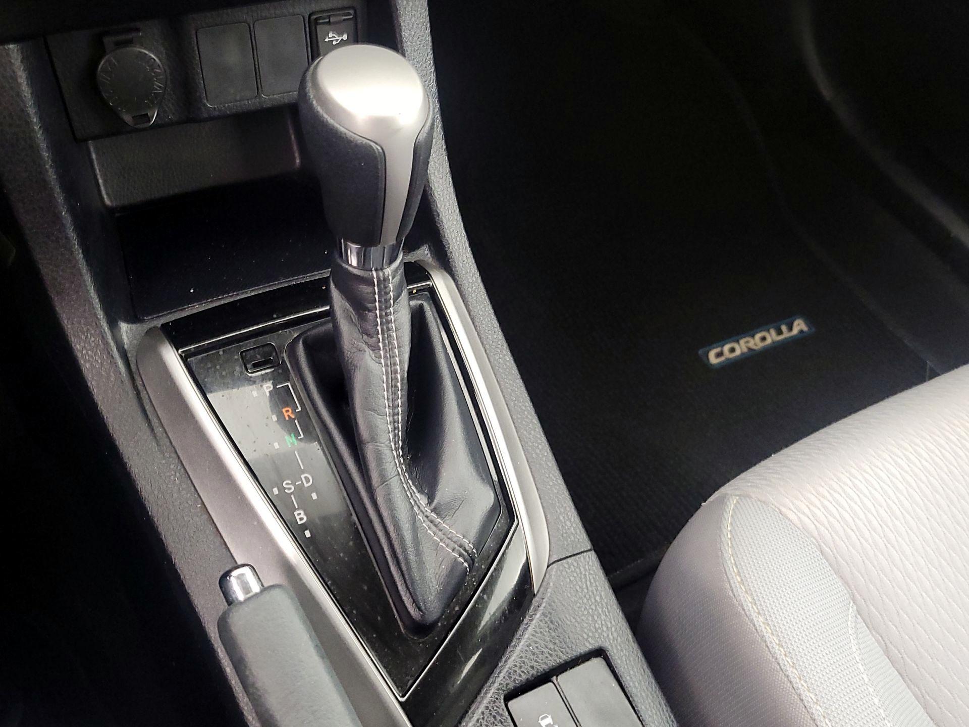 Thumbnail: 2014 Toyota Corolla - 17