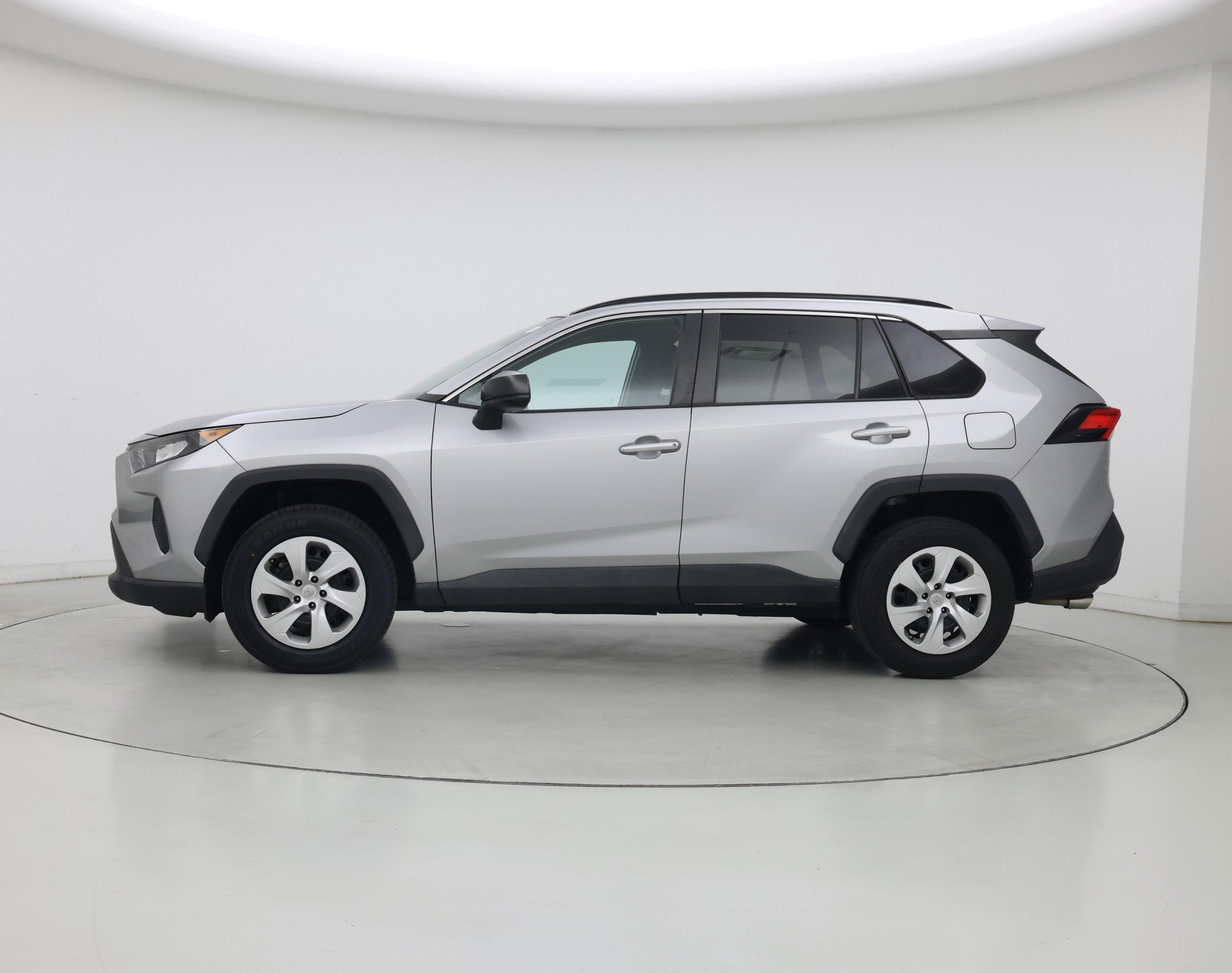 Thumbnail: 2020 Toyota RAV4 - 3