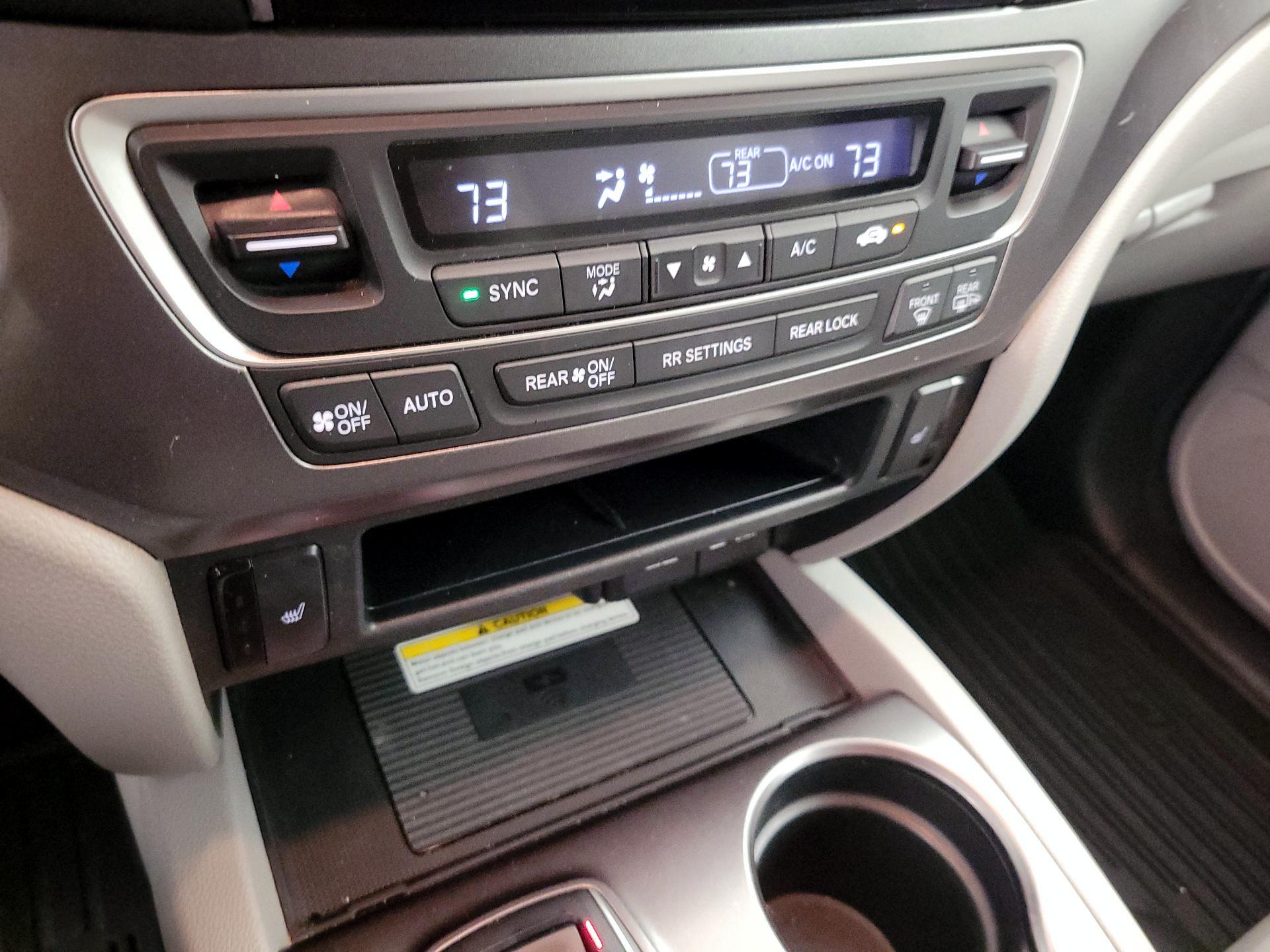 Thumbnail: 2022 Honda Pilot - 16