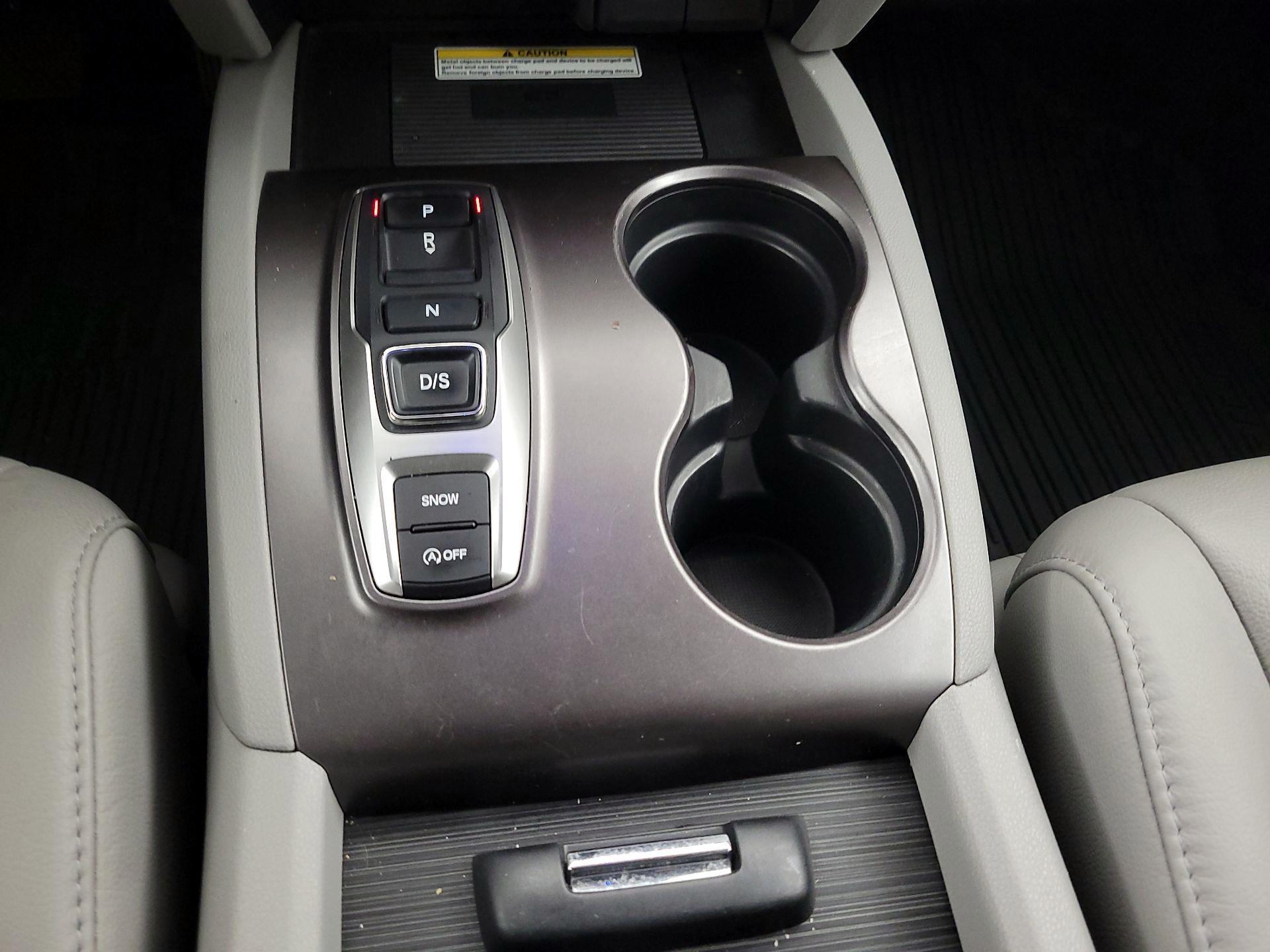 Thumbnail: 2022 Honda Pilot - 17