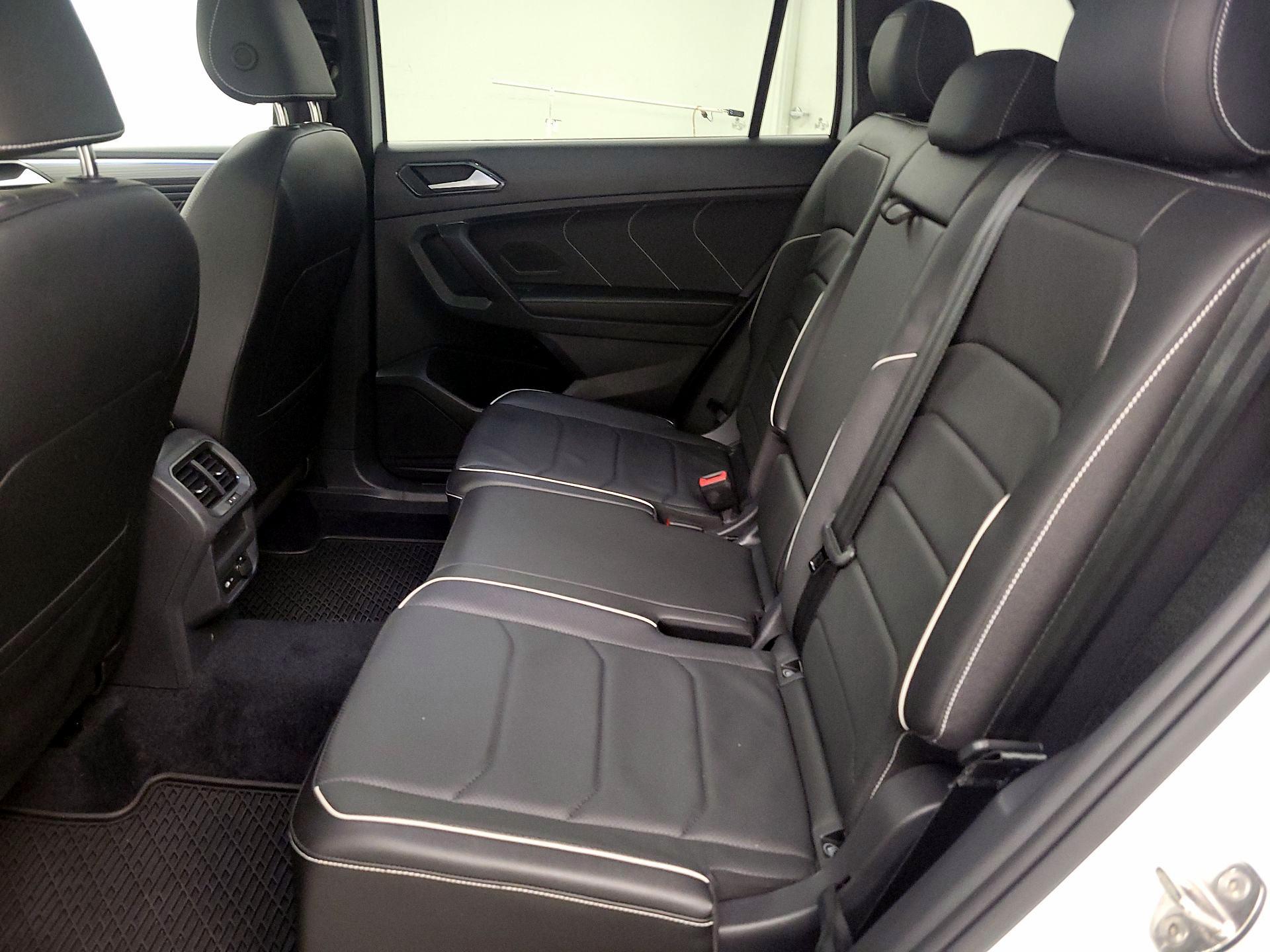 Thumbnail: 2022 Volkswagen Tiguan - 20