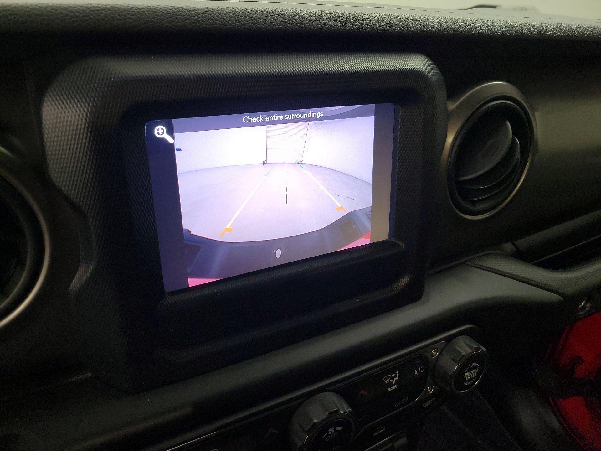 Thumbnail: 2020 Jeep Gladiator - 14