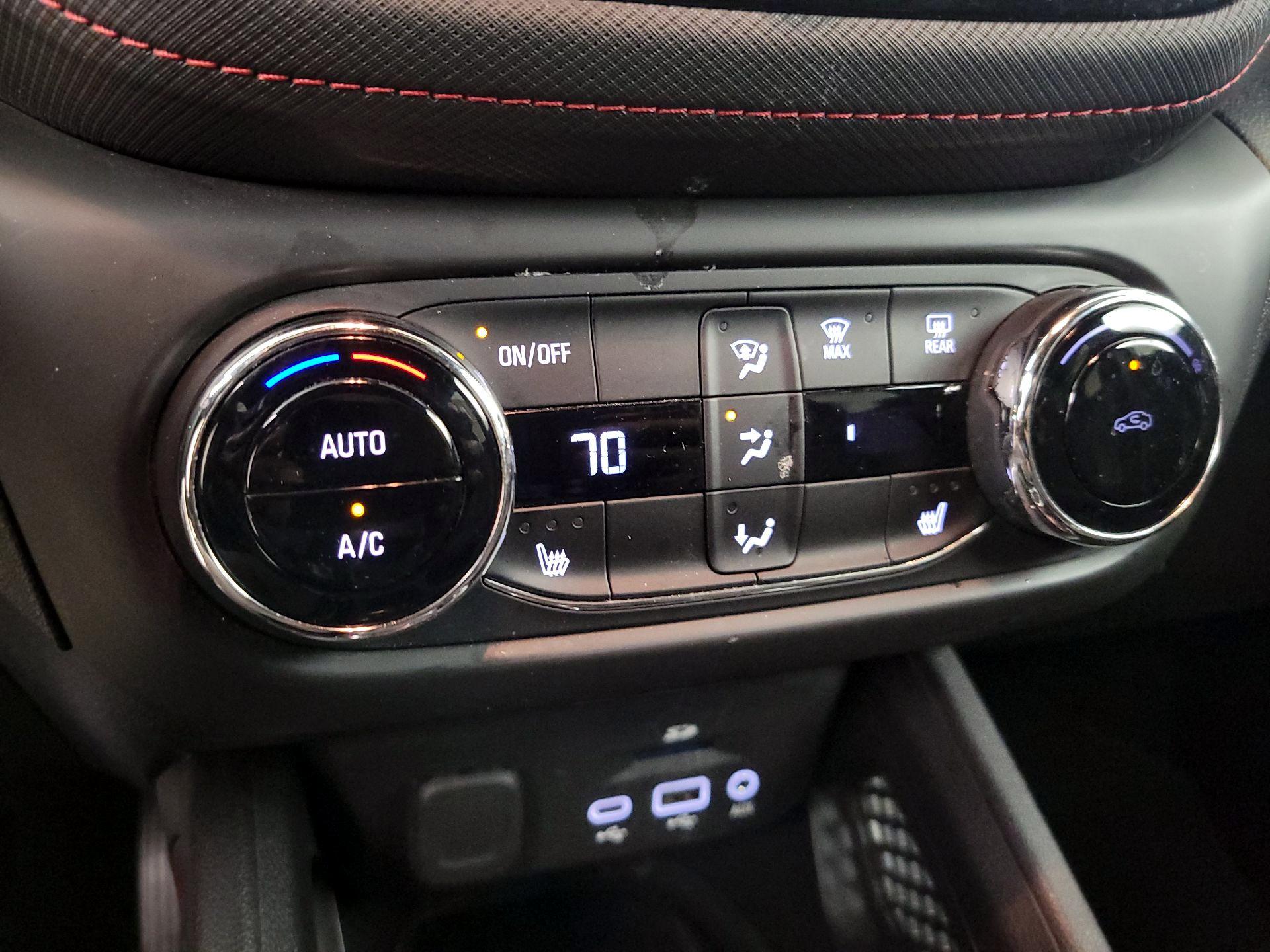 Thumbnail: 2021 Chevrolet TrailBlazer - 16