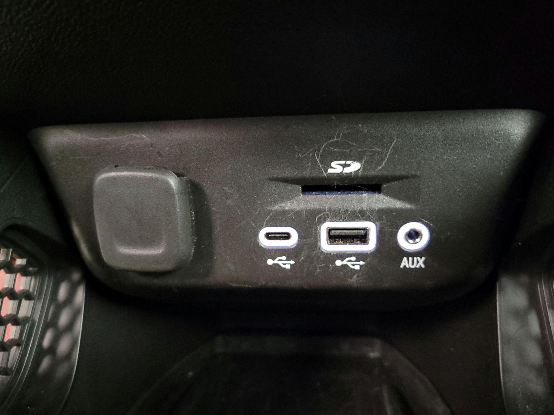 Thumbnail: 2021 Chevrolet TrailBlazer - 18