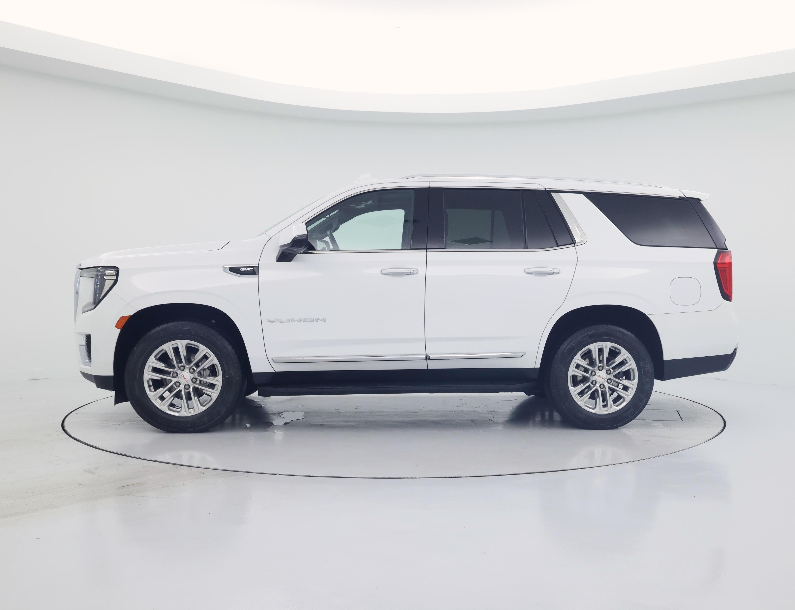 Thumbnail: 2022 GMC Yukon - 3