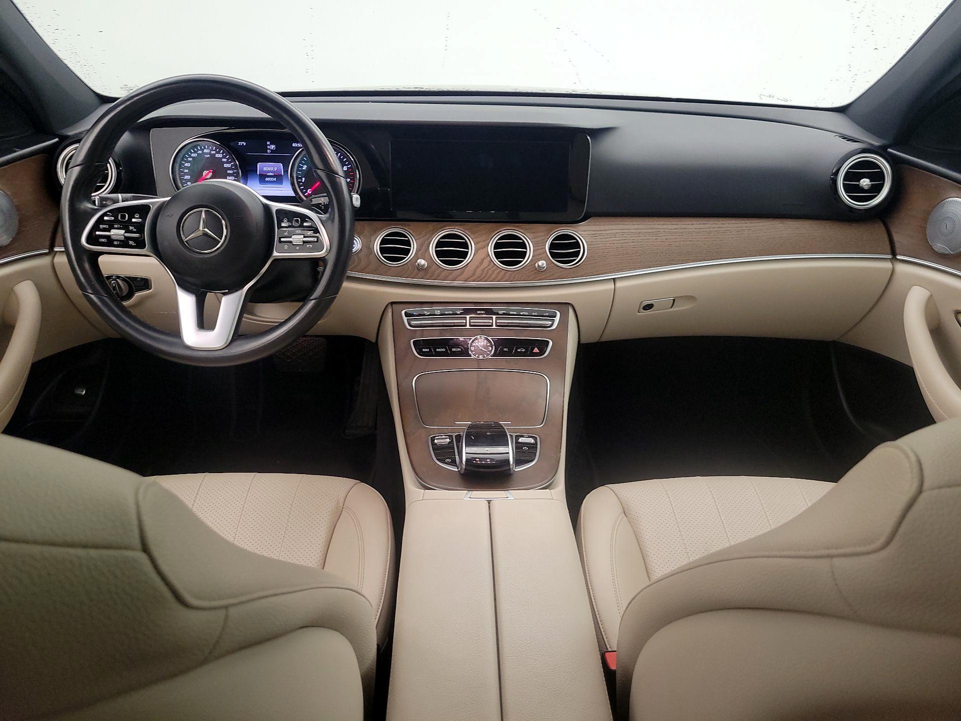 Thumbnail: 2019 Mercedes-Benz E-Class - 9