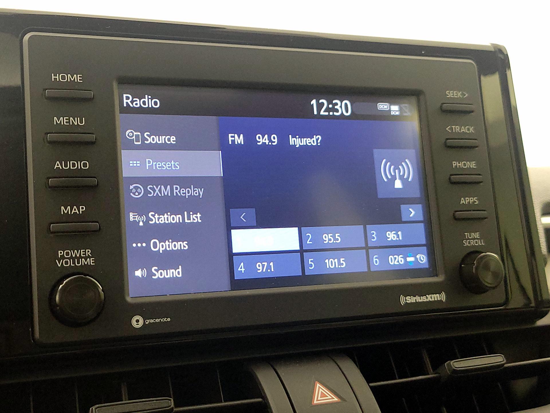 Thumbnail: 2020 Toyota RAV4 - 15